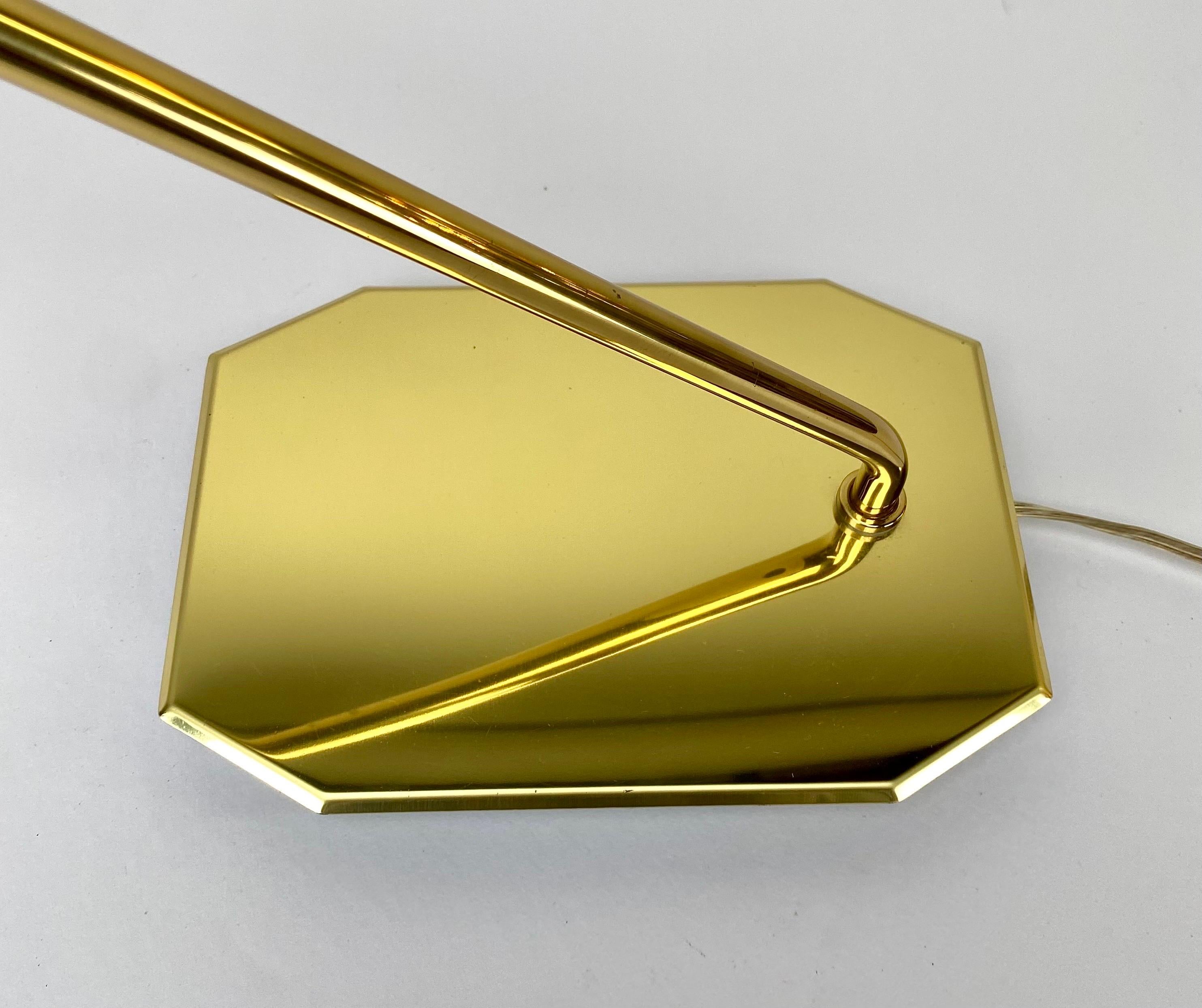 Mid-Century Modern Rare Koch & Lowy adjustable Pharmacy Brass Desk Lamp, a Pair For Sale 2