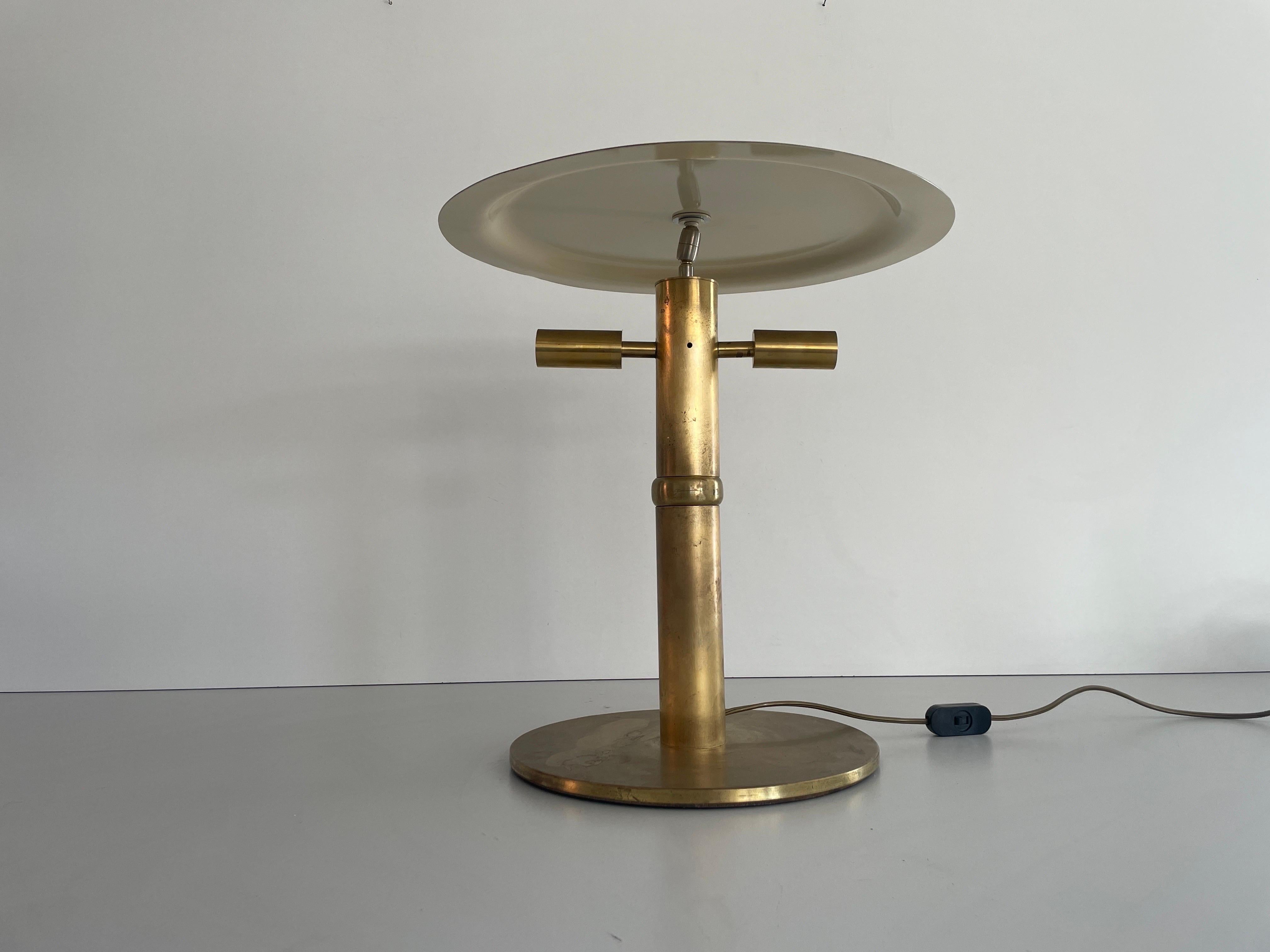 Mid-century Modern Rare Large Bauhaus Style Brass Table Lamp, 1960s, Italy (Italienisch) im Angebot