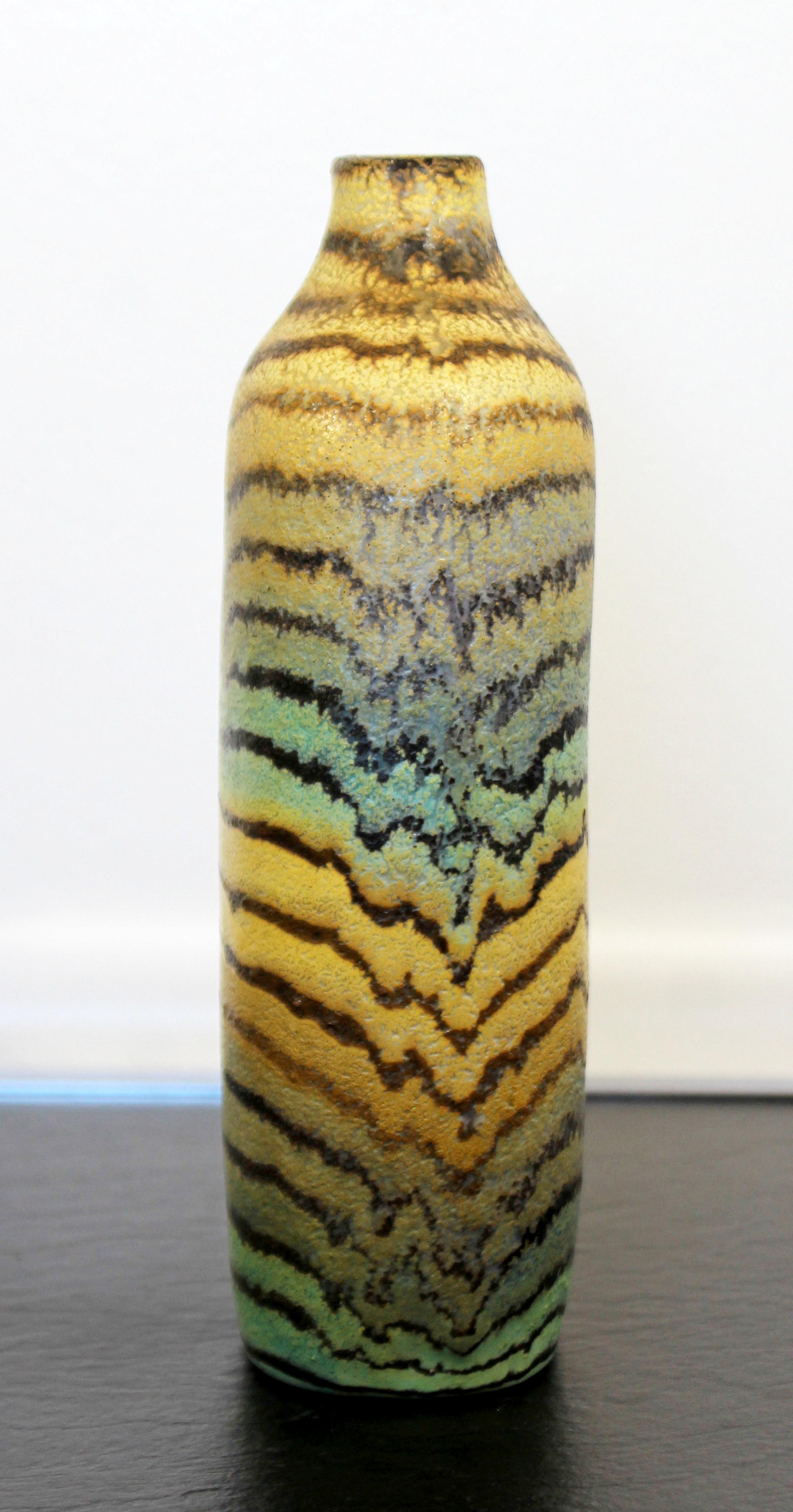 Italian Mid-Century Modern Rare Marcello Fantoni Raymor Ceramic Art Vase, Italy, 1950s