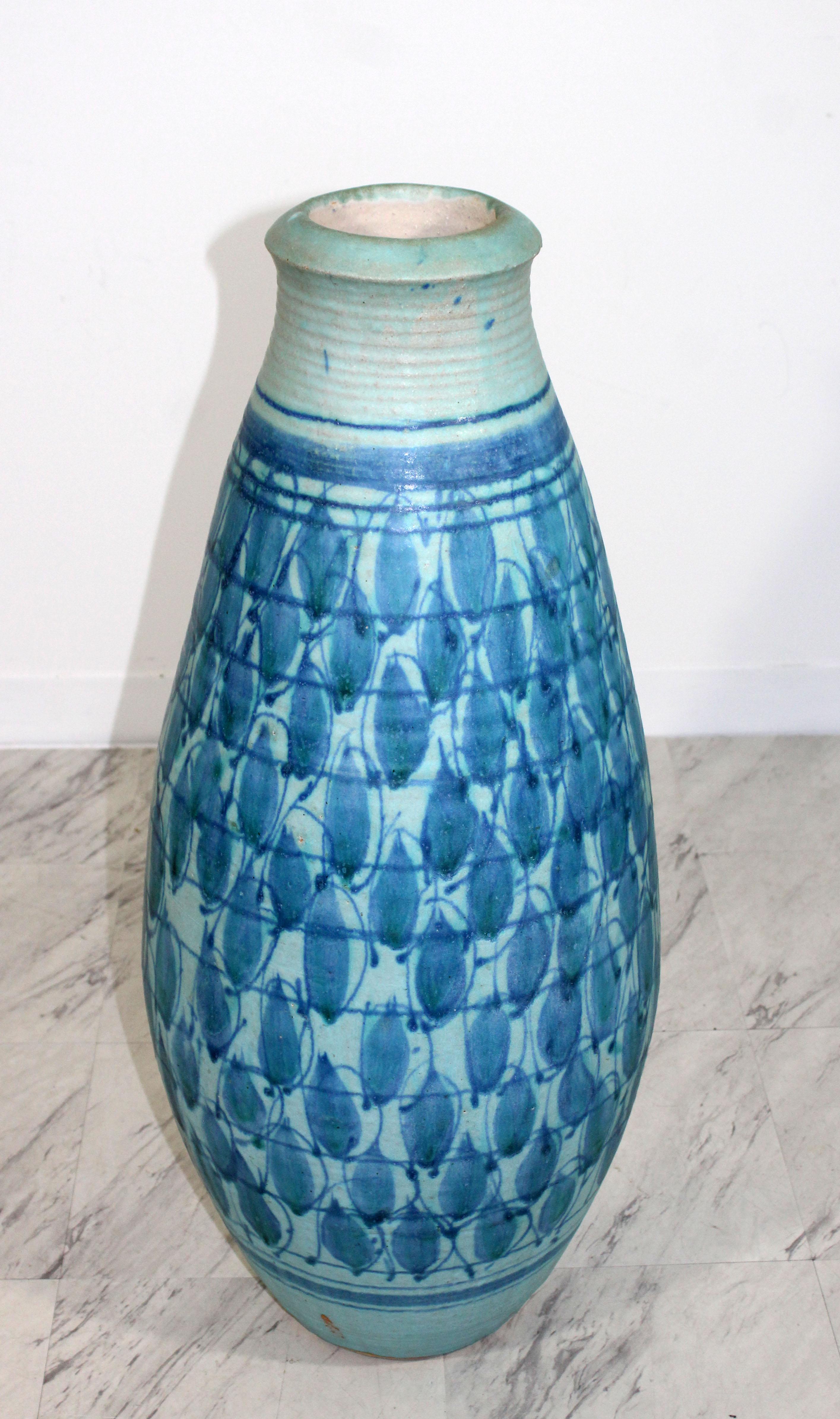 Mid-Century Modern Rare Tall by J.T. Abernathy Blue Glazed Ceramic Vase Vessel In Good Condition In Keego Harbor, MI