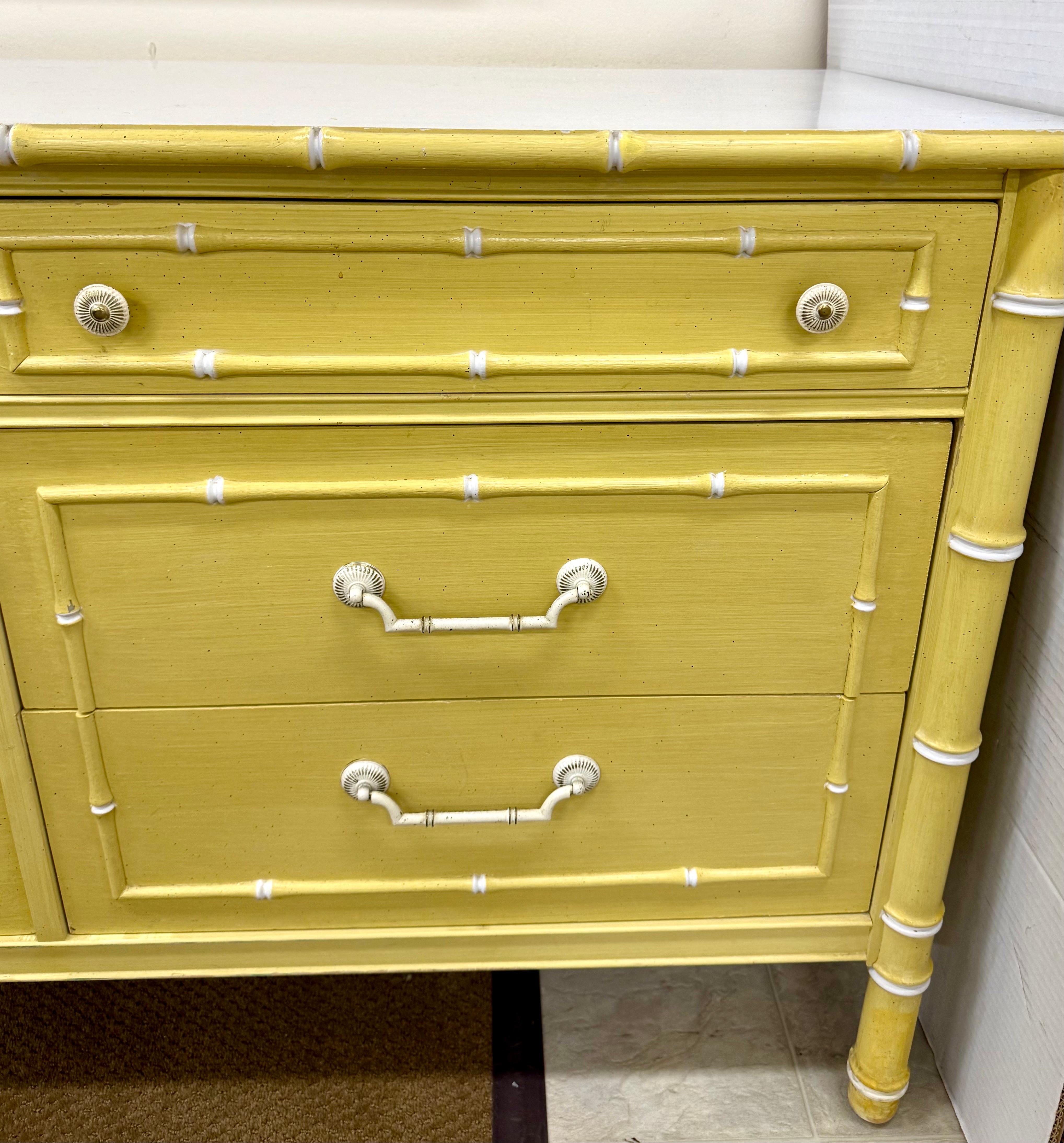 American Mid Century Modern Rare Thomasville Allegro Faux Bamboo 6 Drawer Dresser Chest For Sale