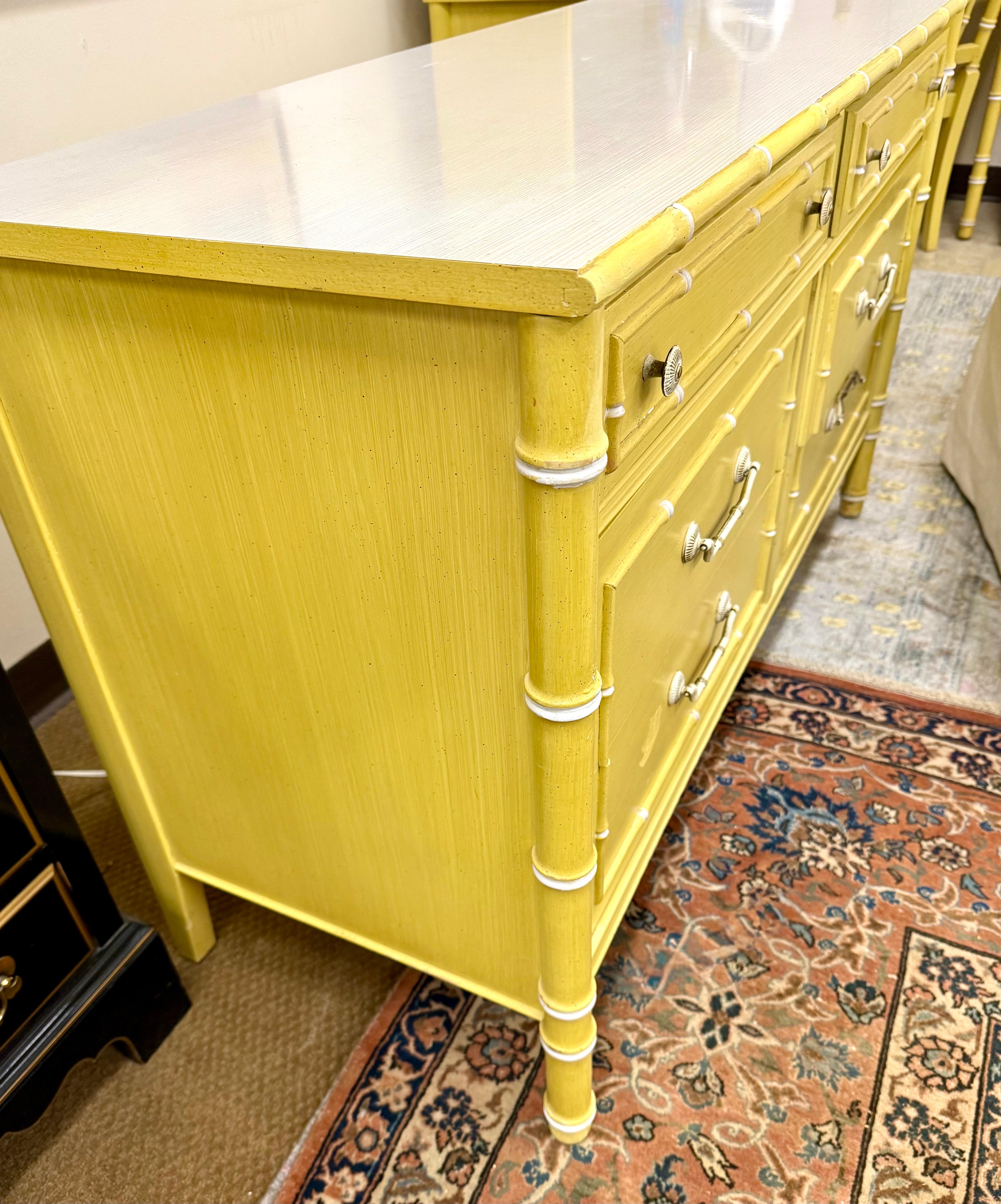 Mid Century Modern Rare Thomasville Allegro Faux Bamboo 6 Drawer Dresser Chest For Sale 1