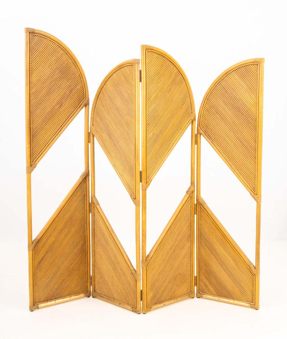 Biombo de 3 paneles de ratán moderno de mediados de siglo en venta 1