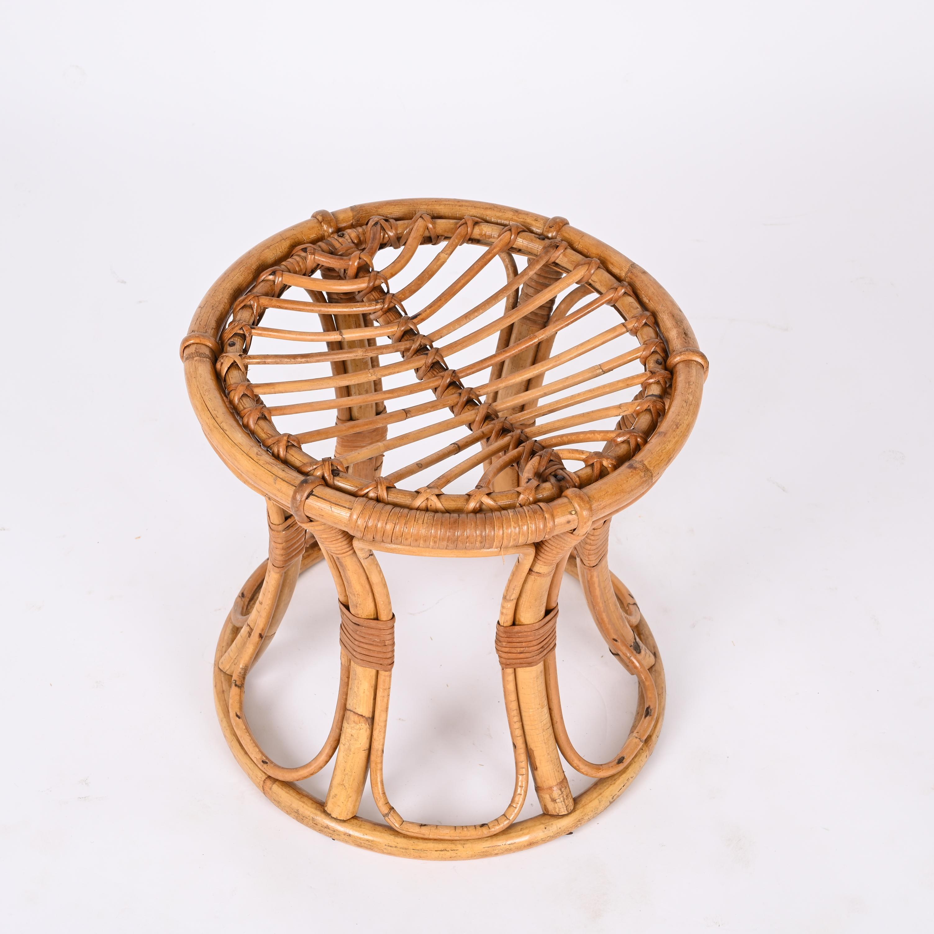 Mid-Century Modern Rattan and Bamboo Italian Round Stool, 1960s For Sale 6