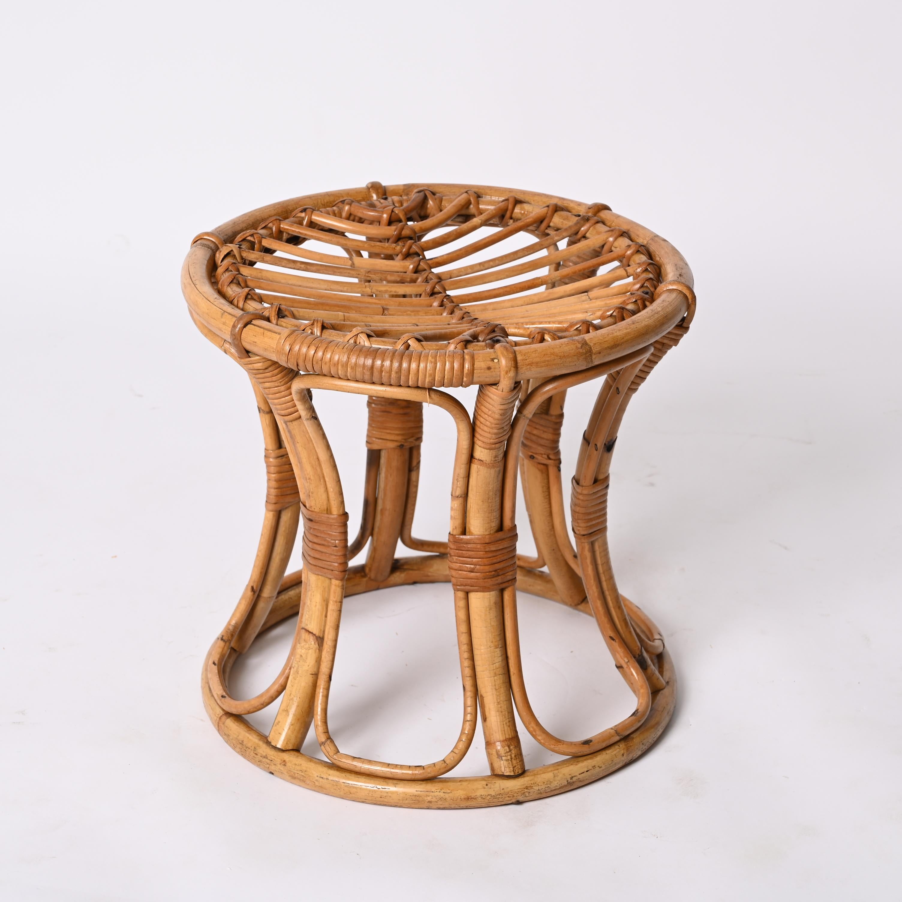 Mid-Century Modern Rattan and Bamboo Italian Round Stool, 1960s For Sale 10