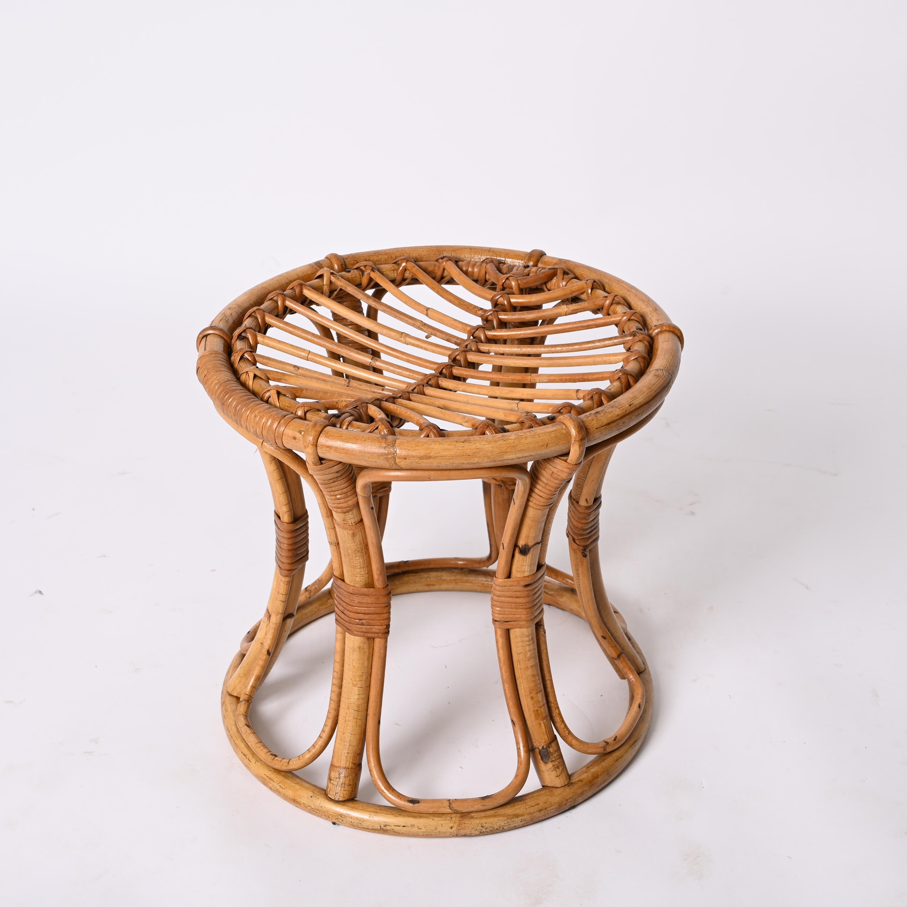 Mid-Century Modern Rattan and Bamboo Italian Round Stool, 1960s In Good Condition For Sale In Roma, IT