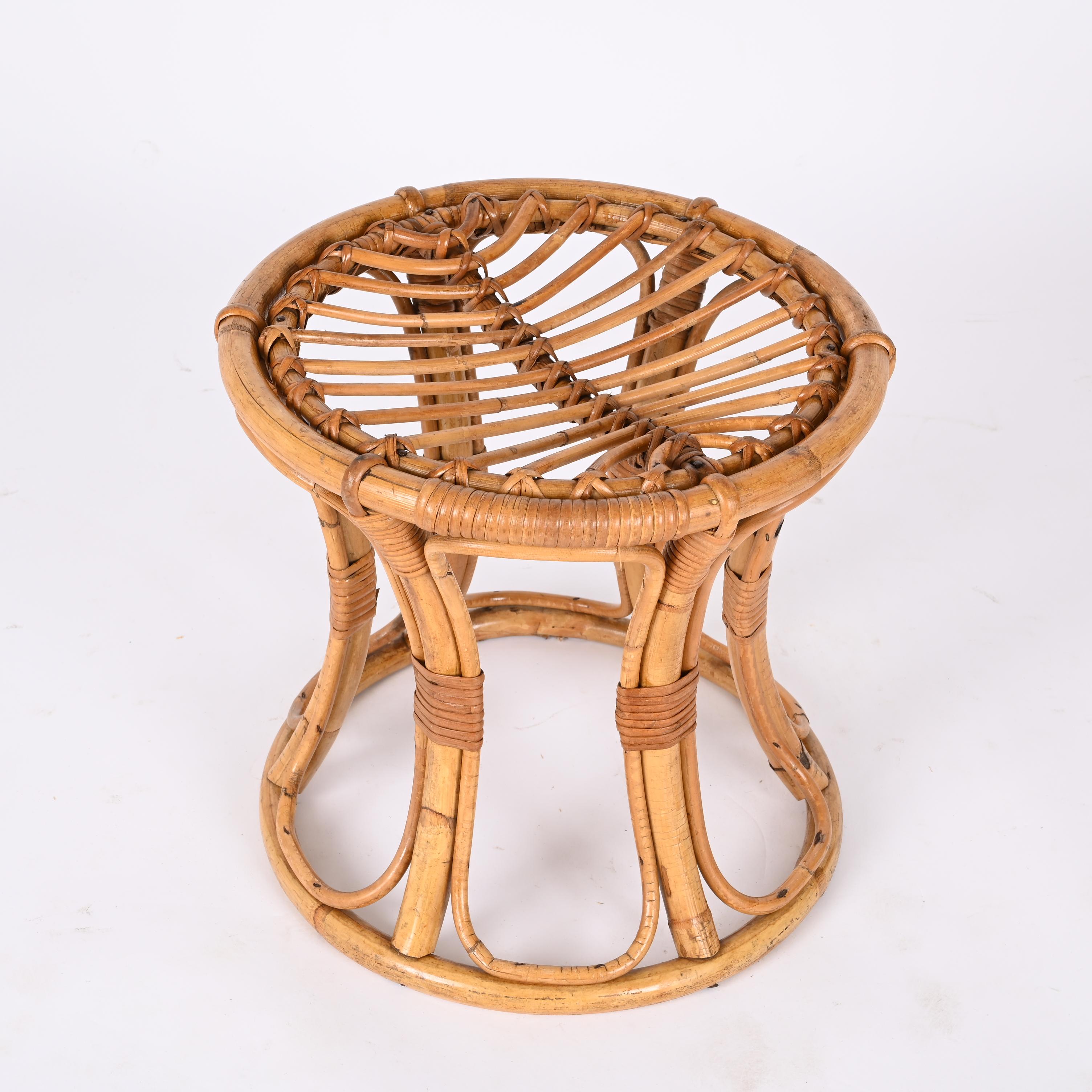 Mid-Century Modern Rattan and Bamboo Italian Round Stool, 1960s For Sale 5