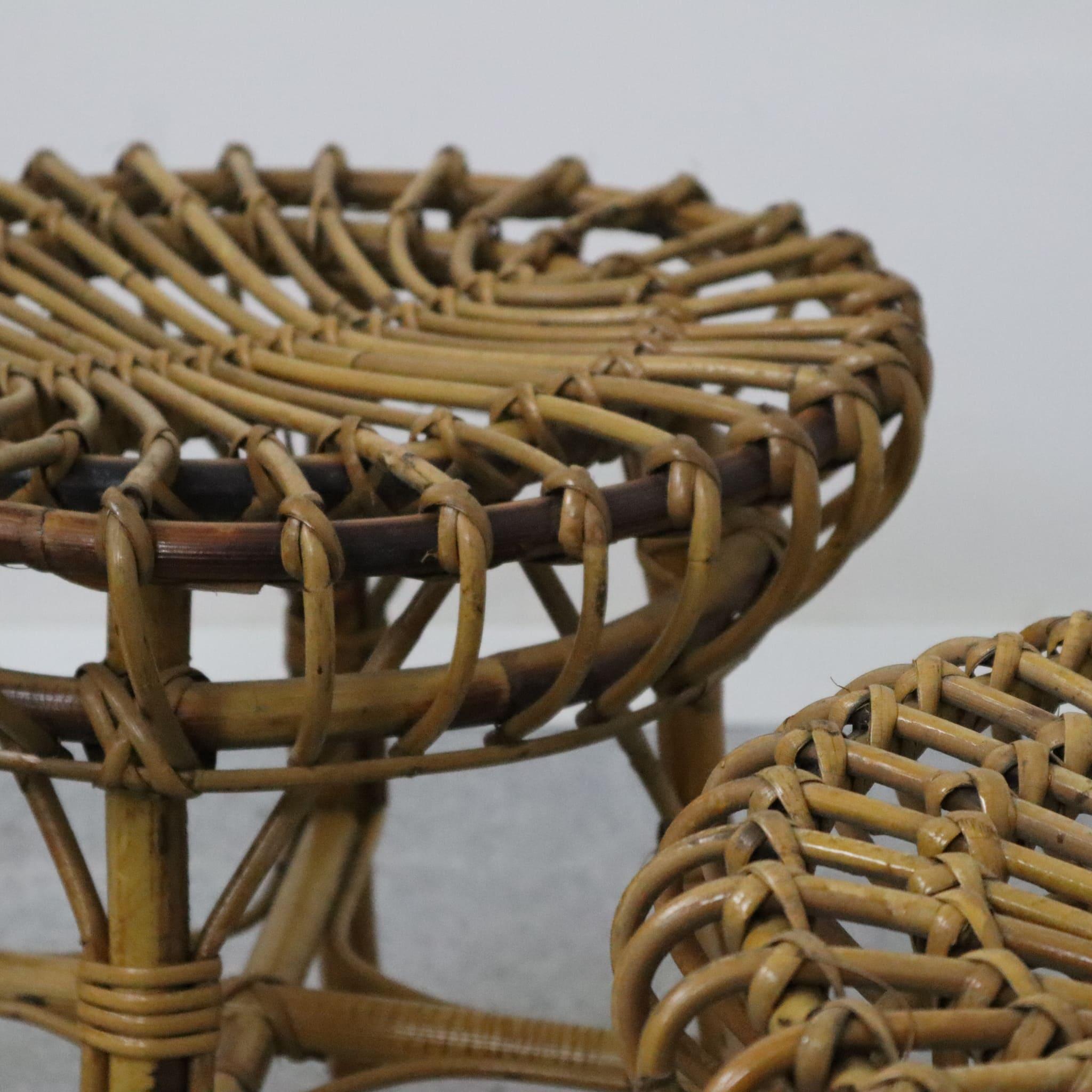 Taburete otomano de ratán y bambú de mediados de siglo Franco Albini, Italia, años 60 Ratán en venta