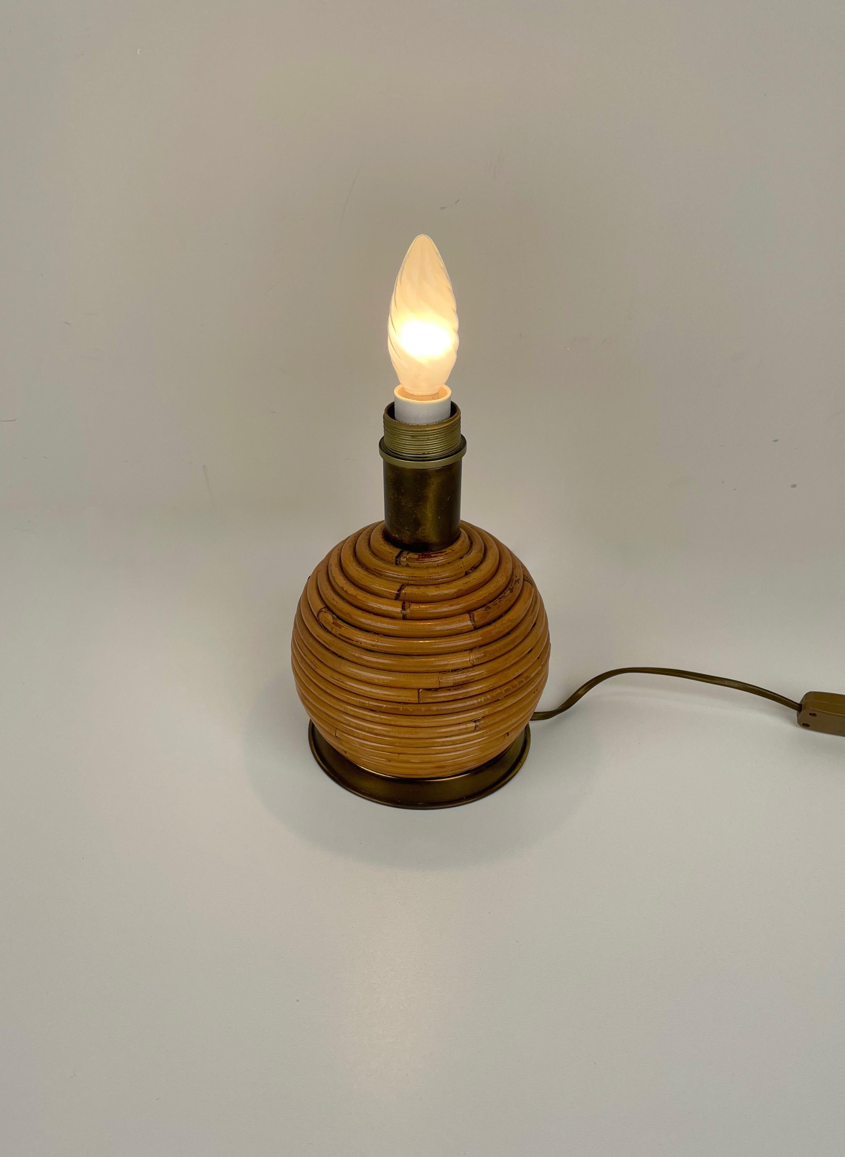 Mid-Century Modern Rattan and Brass Globe Table Lamp, Italy, 1970s 2