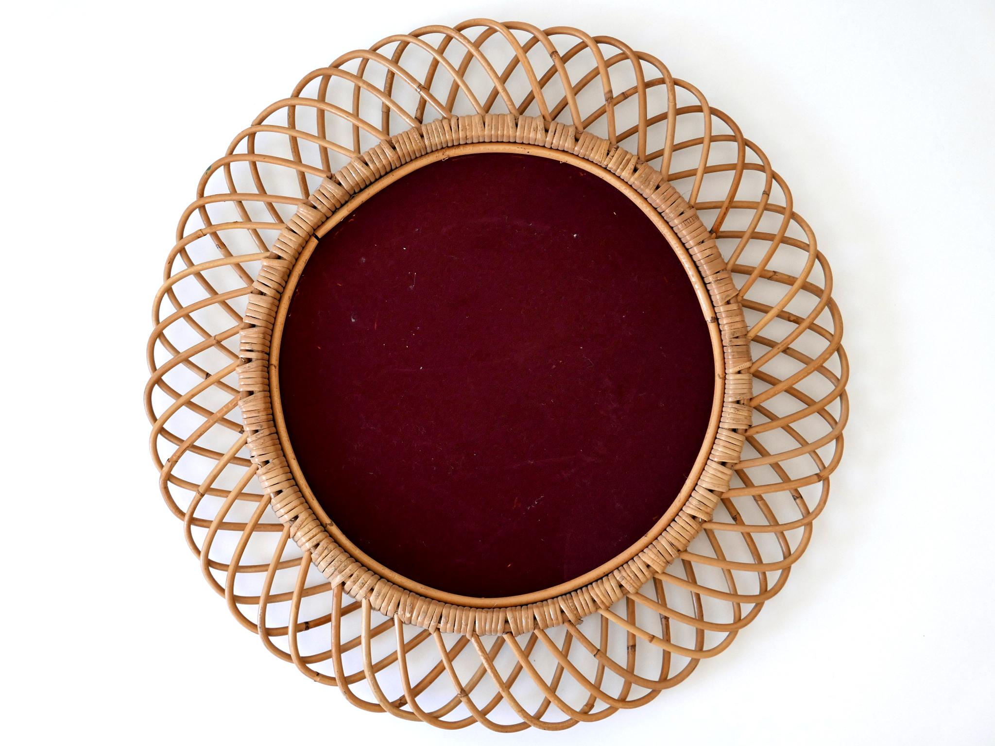 Mid-Century Modern Rattan & Bamboo Circular Wall Mirror Italy 1960s For Sale 6