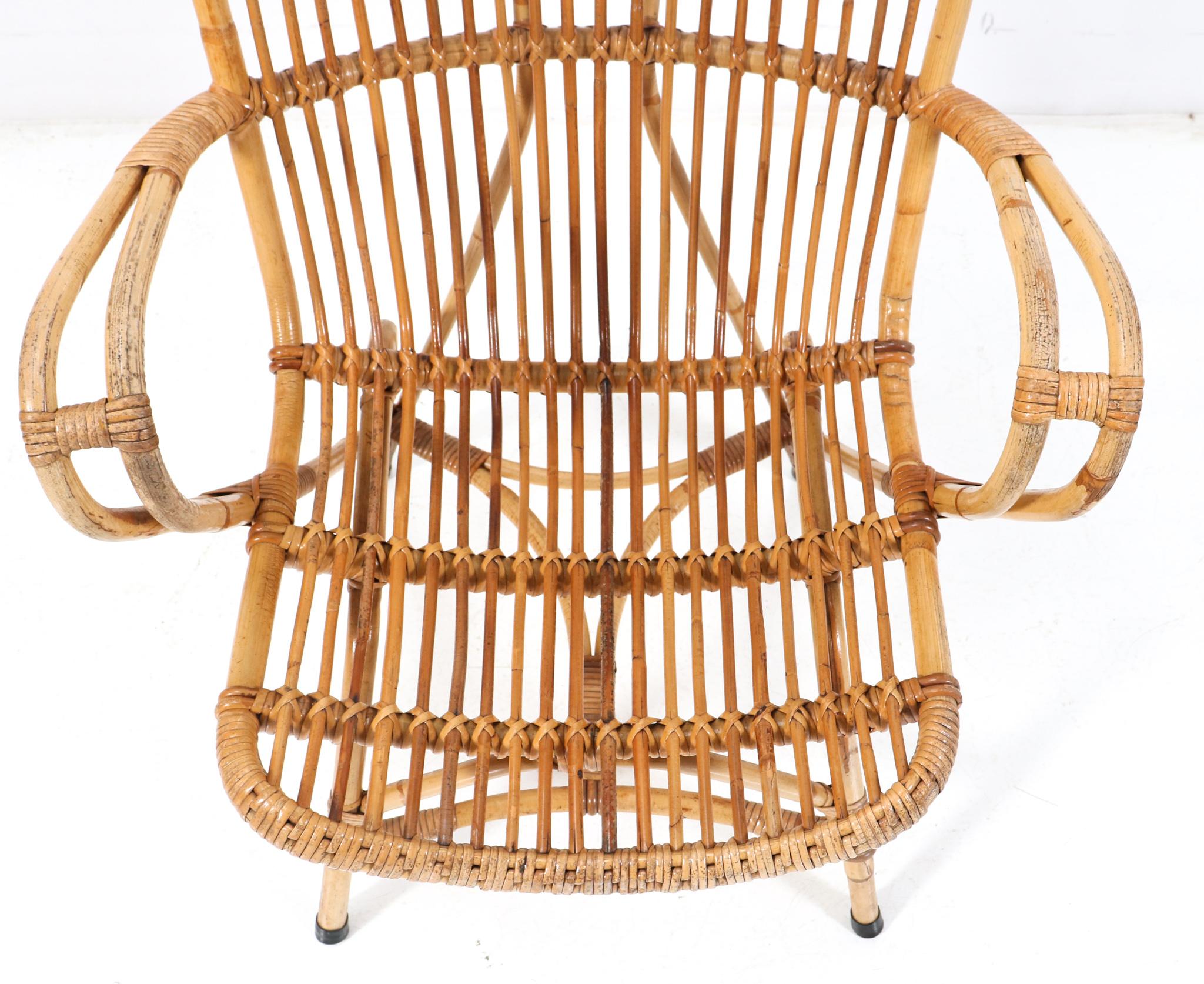 Mid-Century Modern Rattan Lounge Chair, 1960s For Sale 6