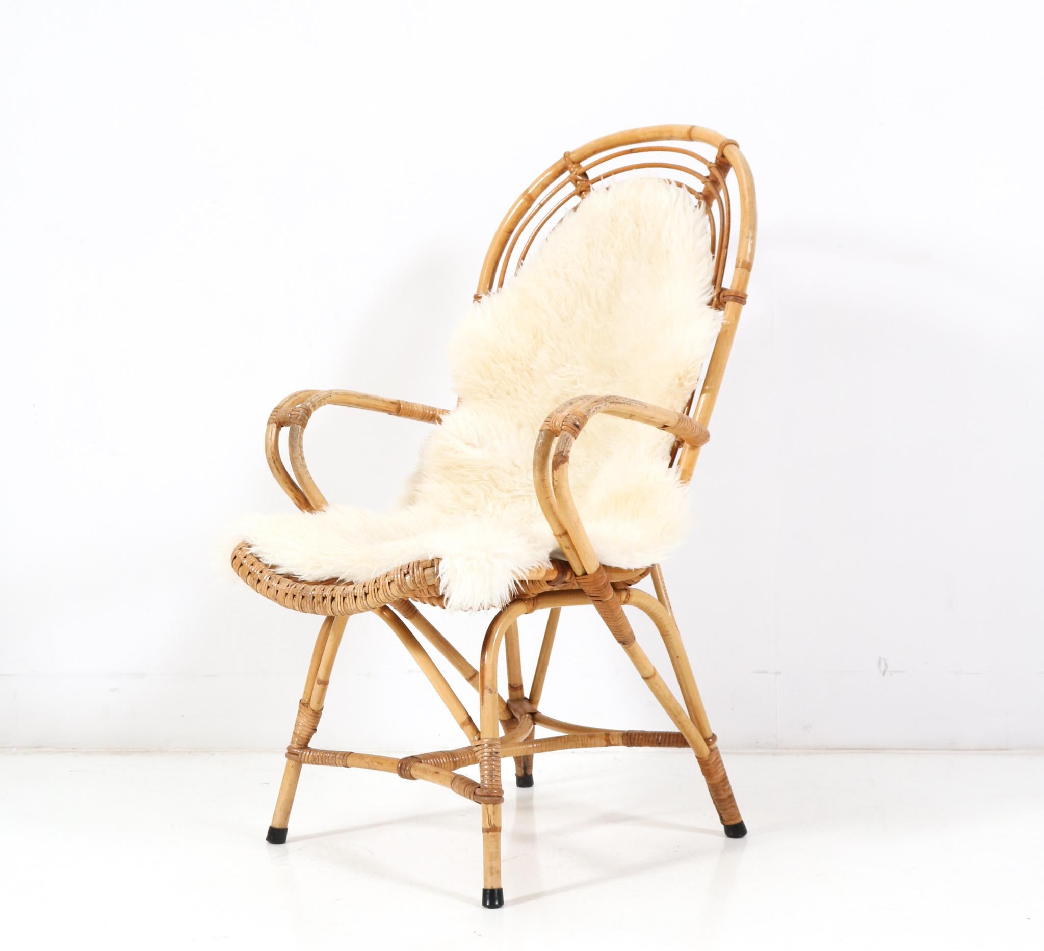 Mid-Century Modern Rattan Lounge Chair, 1960s For Sale 2