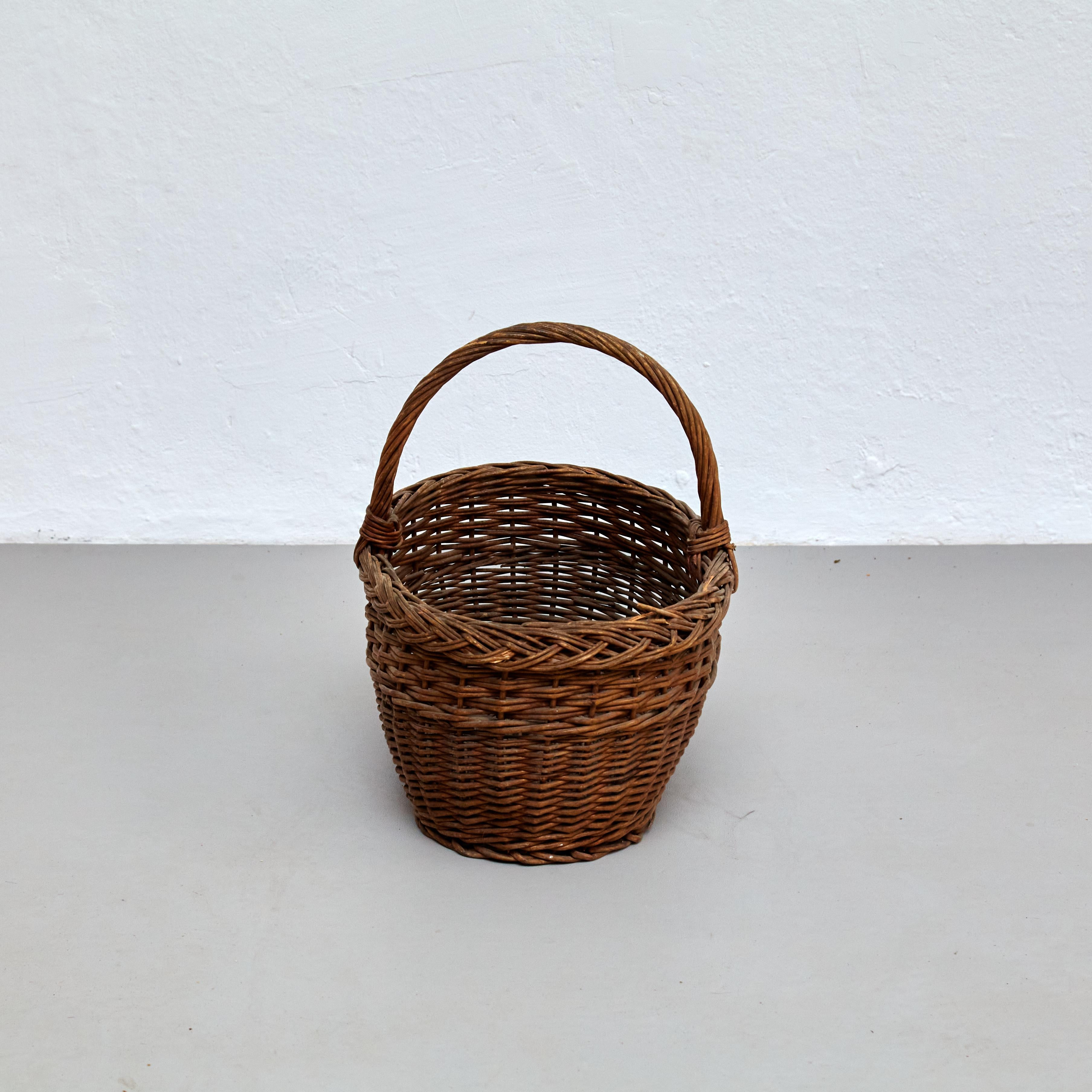 French Mid-Century Modern Rattan Rustic Basket, circa 1960 For Sale