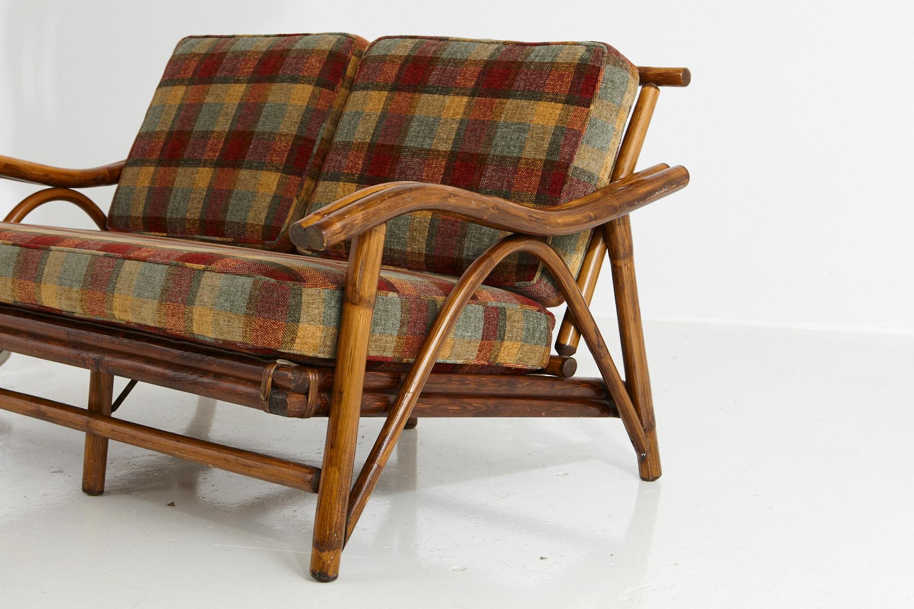 Mid-Century Modern Rattan Settee in the Style of John Wisner for Ficks Reed For Sale 2