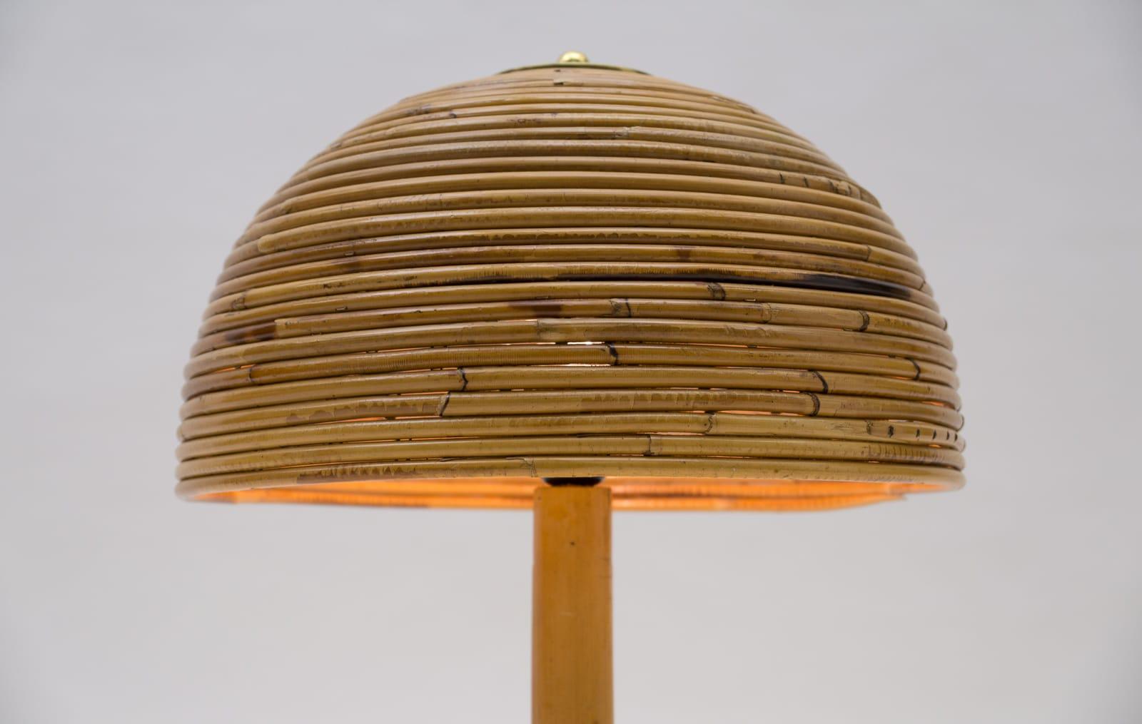 Mid-Century Modern Rattan Table Lamp In Good Condition In Nürnberg, Bayern