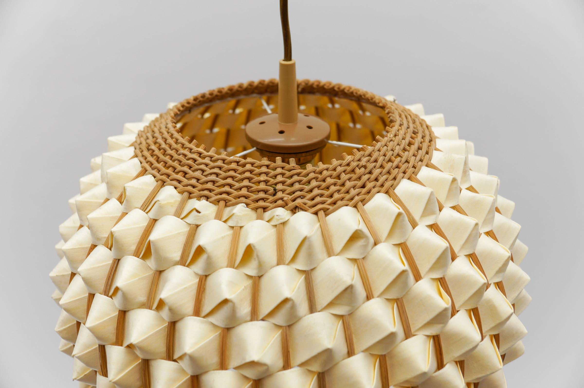 Mid-Century Modern-Pendelleuchte aus Rattan und Korbweide, 1960er Jahre, Italien im Angebot 5