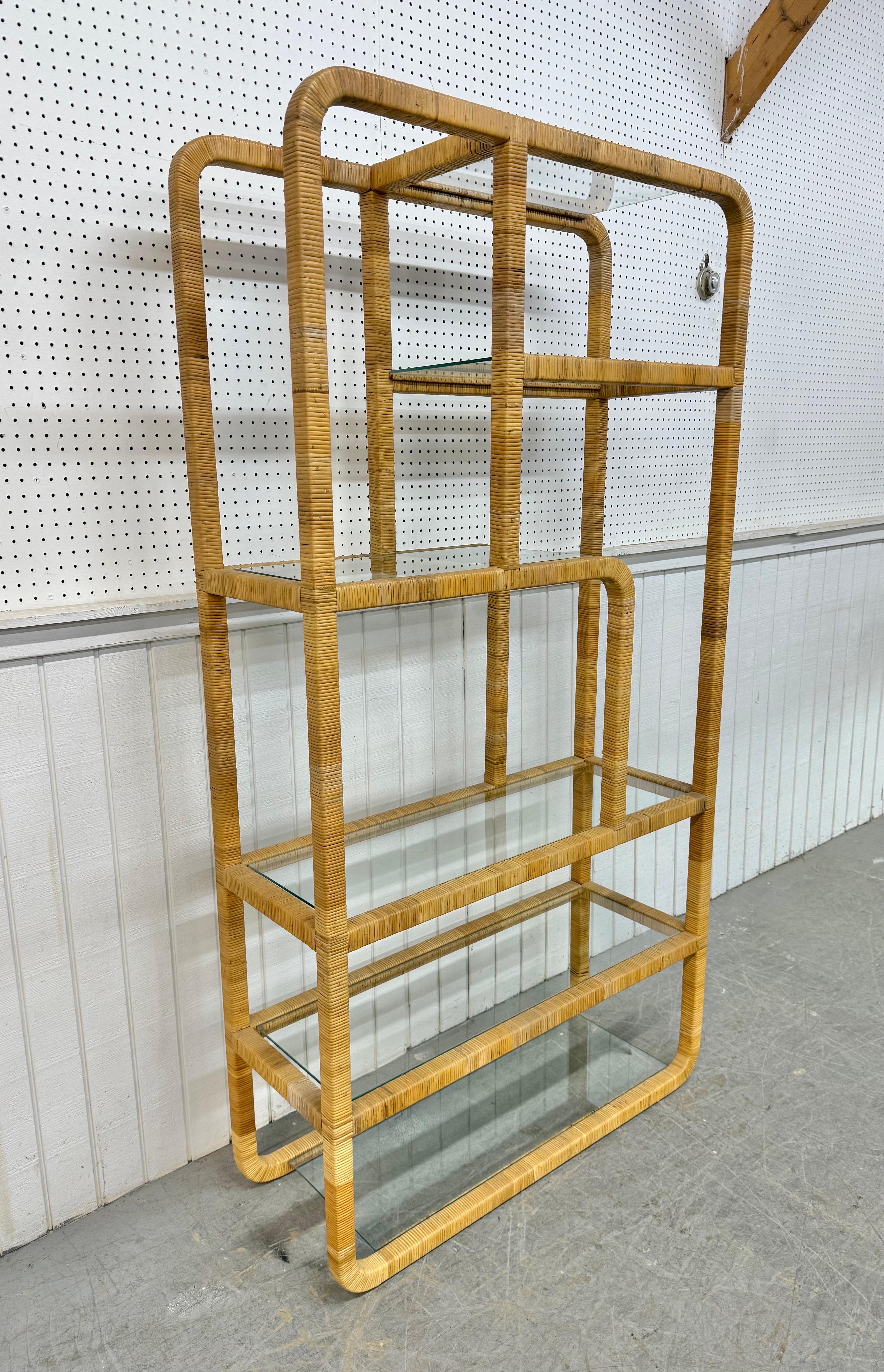 Mid-Century moderno Mid-Century Modern Rattan Woven Etageres - Set of 2 in vendita