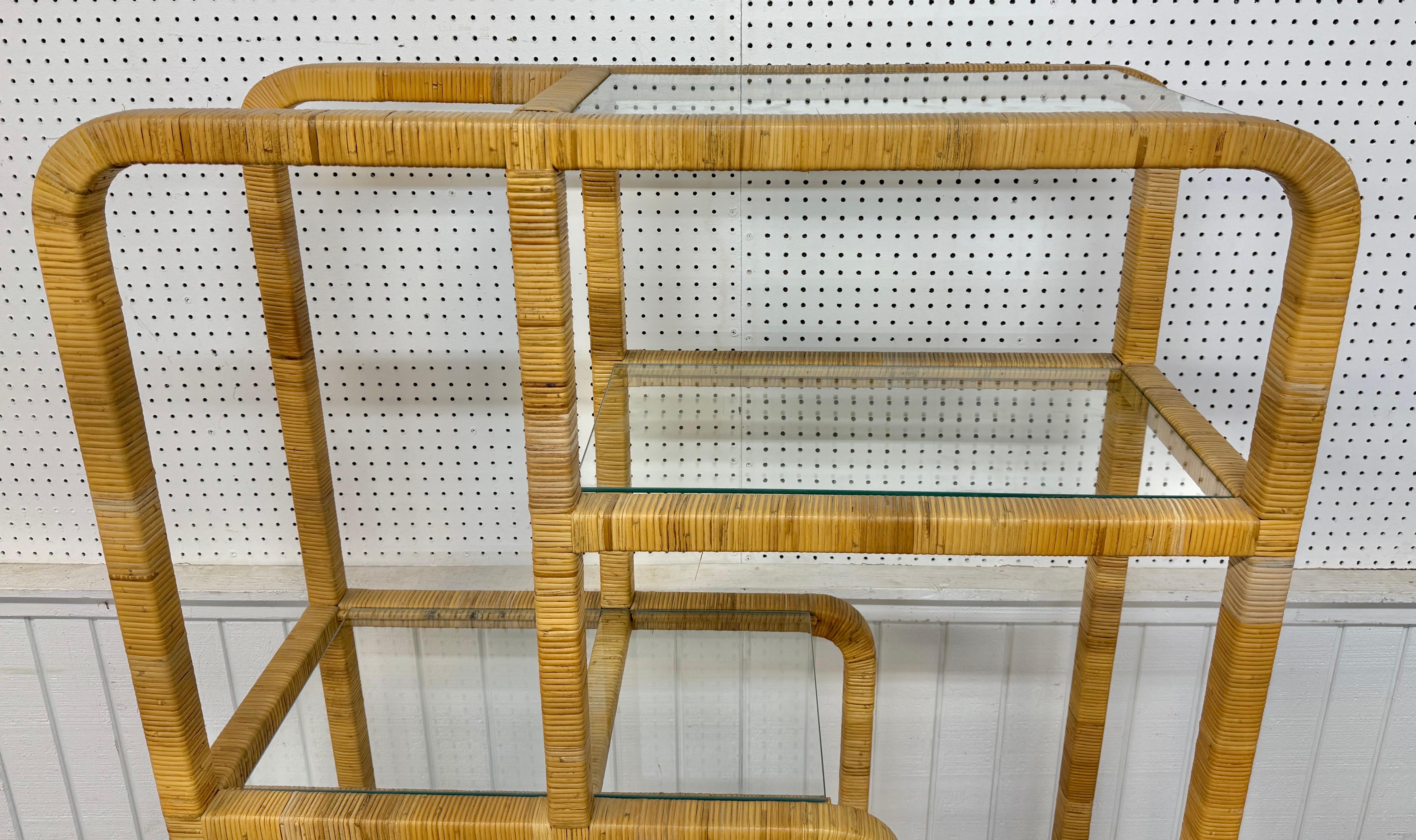 Mid-Century Modern Rattan Woven Etageres - Set of 2 in vendita 2
