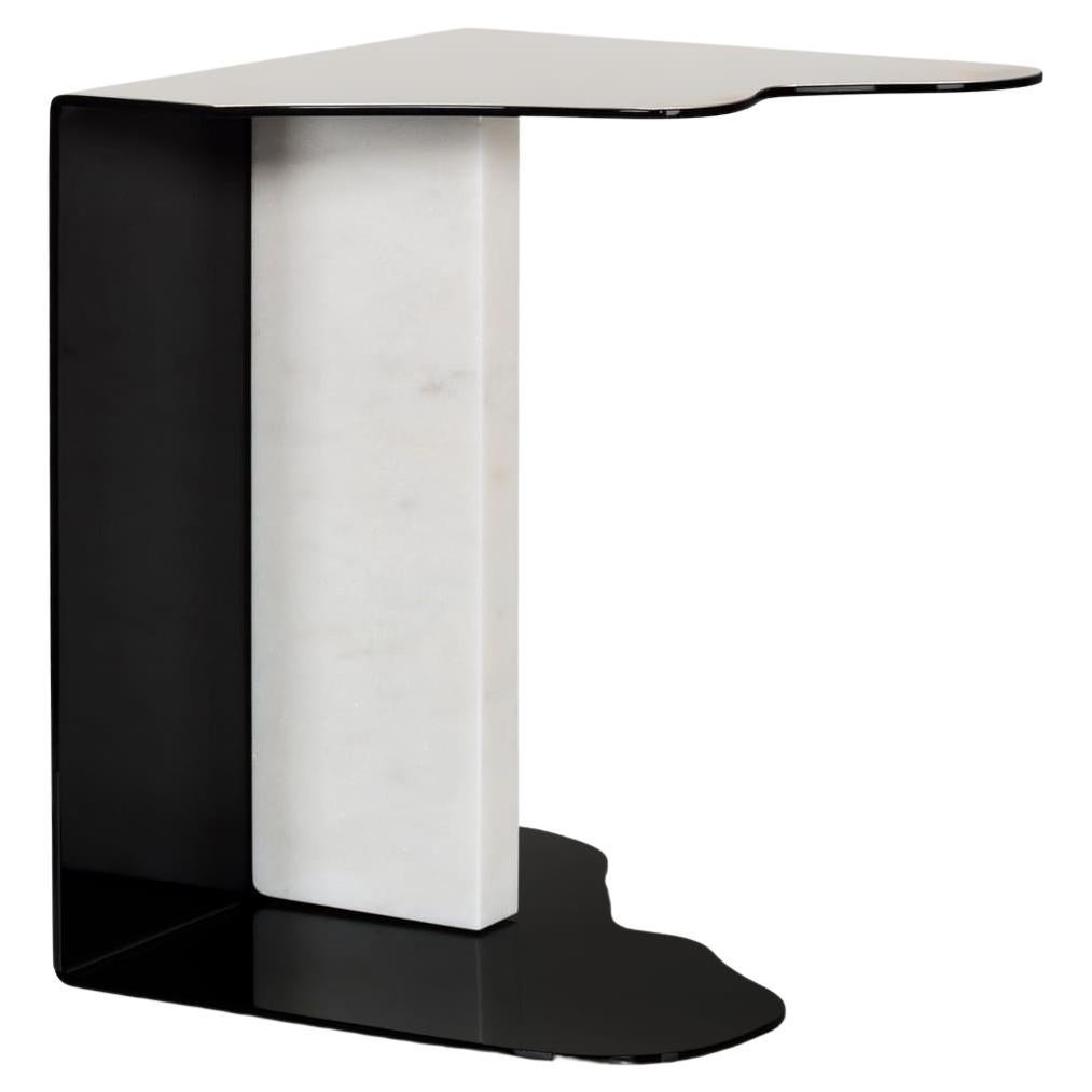 Mid-Century Modern Raw Side Table, Contemporary Collection, Handcrafted in Portugal - Europe by Greenapple.

The Raw marble side table celebrates the interplay between refined craftsmanship and nature’s raw beauty. Its organic silhouette, inspired