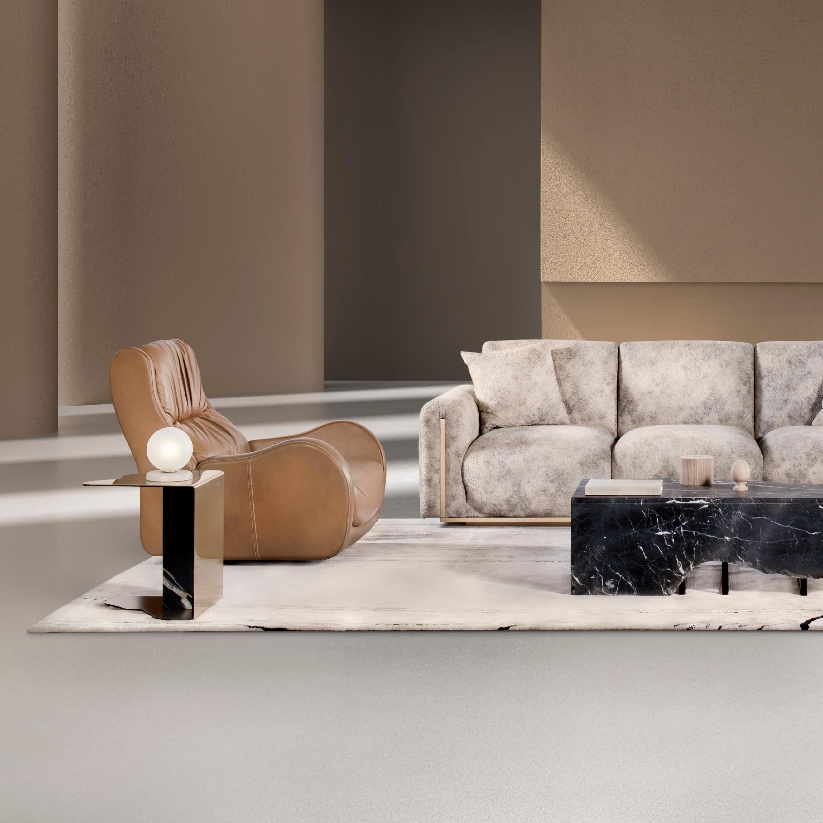Table d'appoint brute moderne du milieu du siècle, Sahara Noir Marbre, fabriquée à la main par Greenapple en vente 8