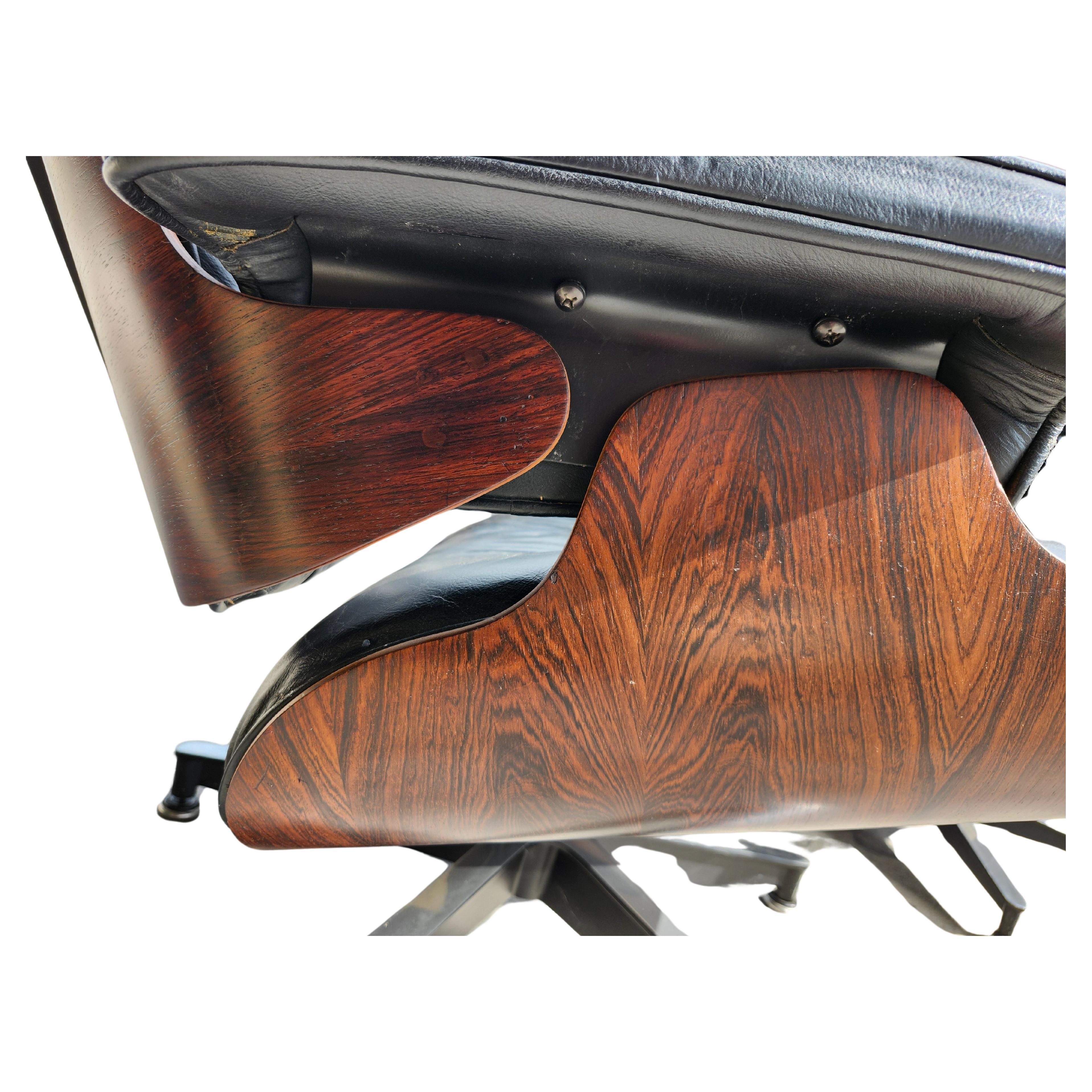 Mid-Century Modern Mid Century Modern Ray & Charles Eames Rosewood Lounge Chair with Ottoman For Sale