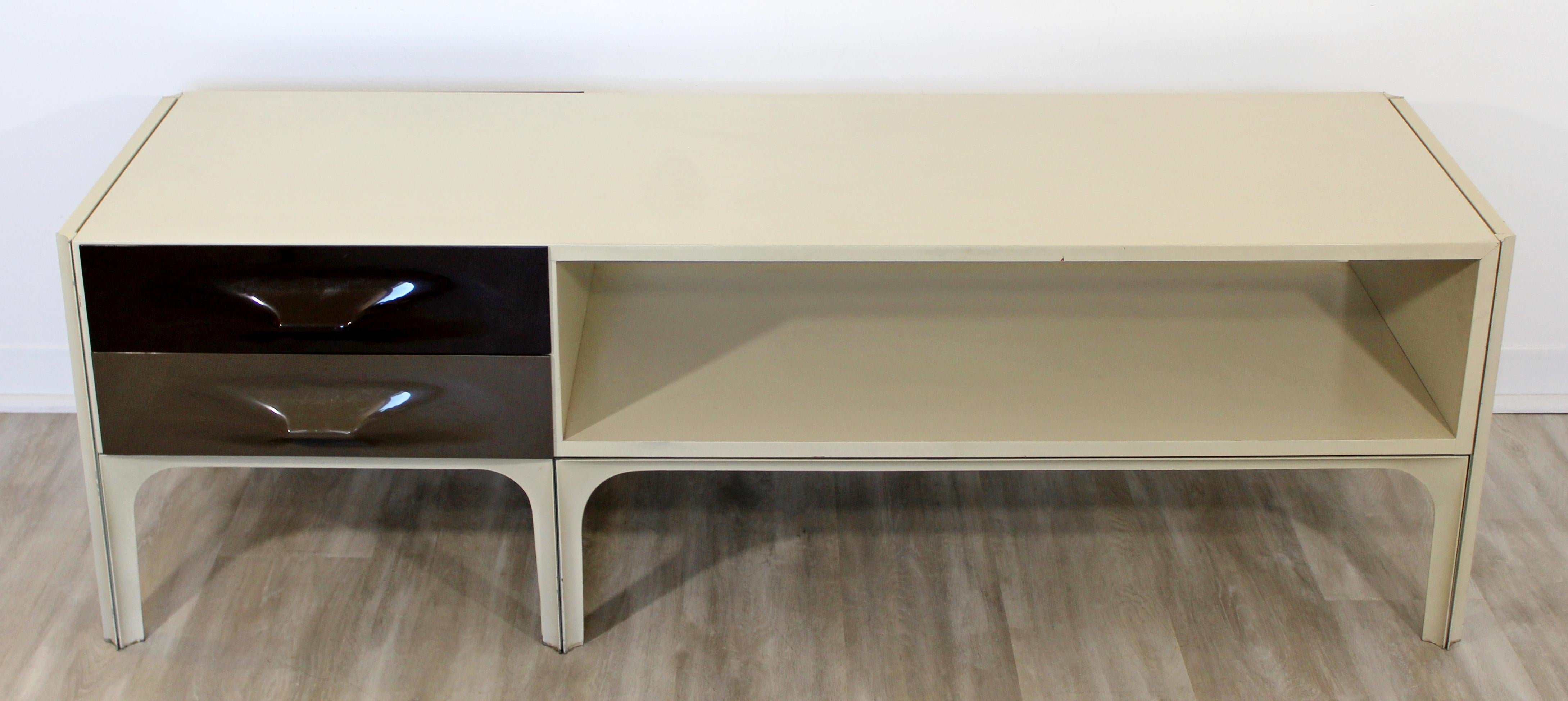 For your consideration is a wonderful DF-2000 Raymond Loewy from France 2-sided metal and laminate, four drawer cabinet console coffee bench table. In very good vintage condition, with one drawer having a chip. The dimensions are 61