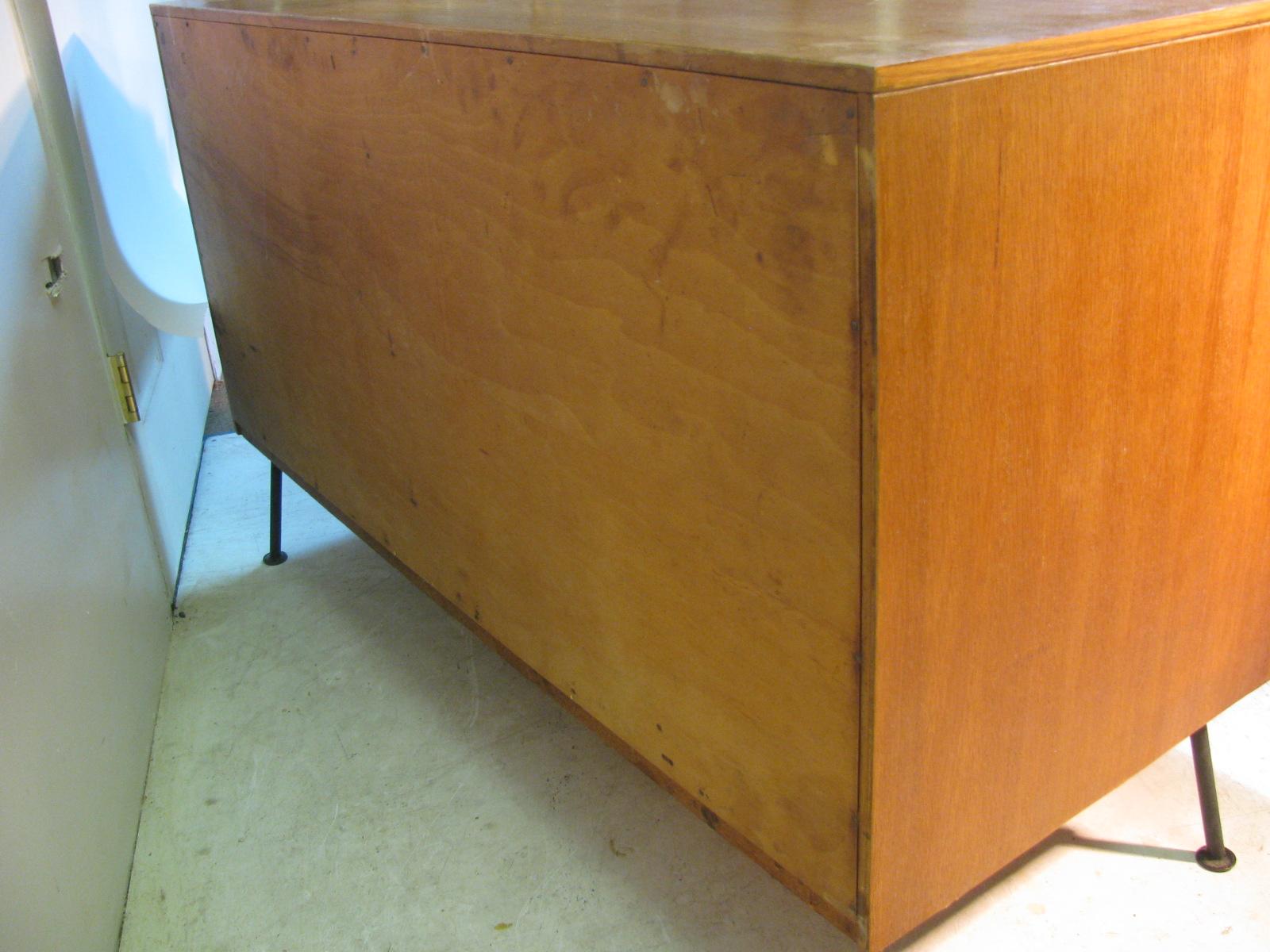 Mid-Century Modern Raymond Loewy Six-Drawer Dresser by Mengel 1