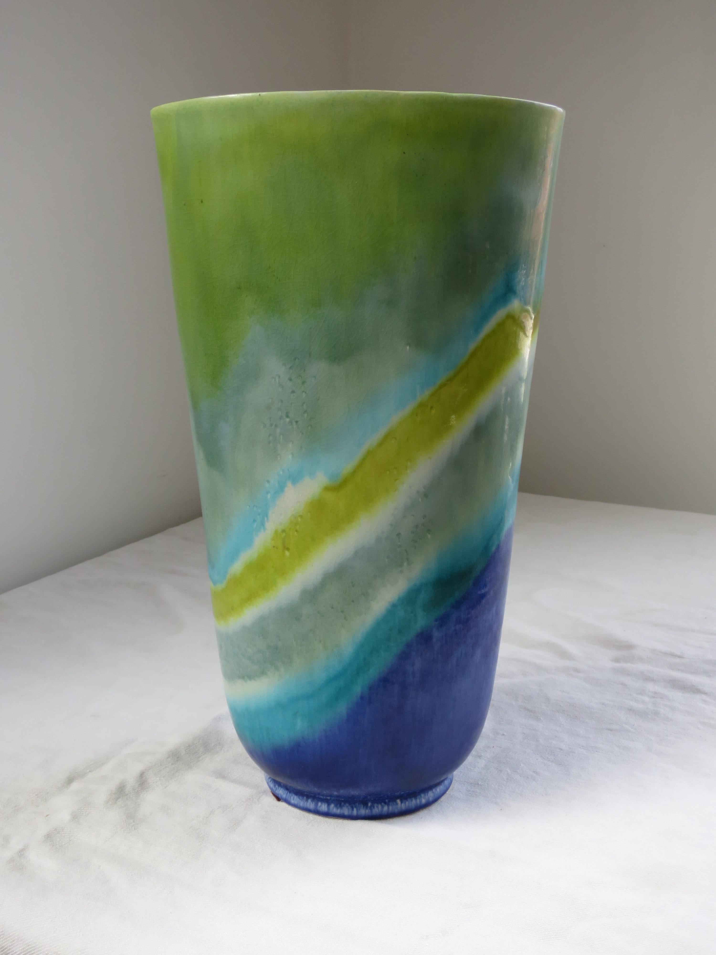 Mid-Century Modern Raymor Vase In Excellent Condition In Washington, DC
