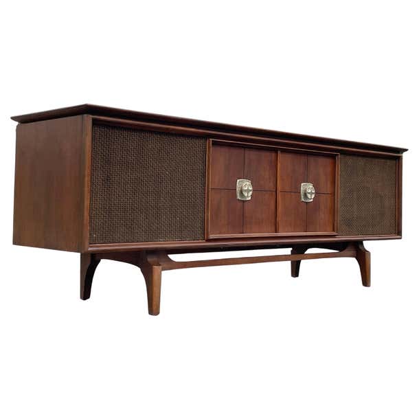 MidCentury Modern RCA Victor Stereo Record Player Console at 1stDibs