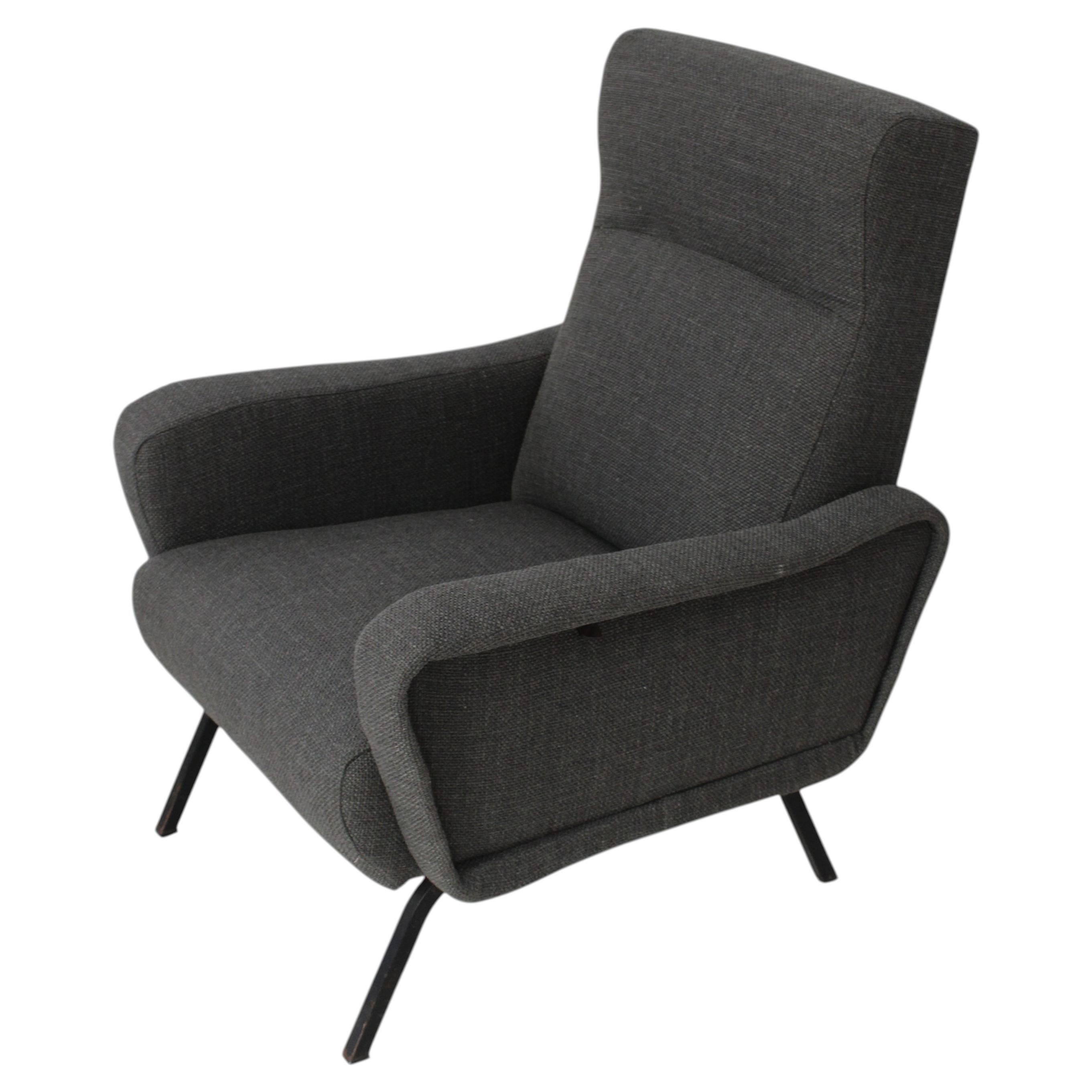 Mid-Century Modern Reclining Armchair in Gray Fabric, Italy, 1950 For Sale