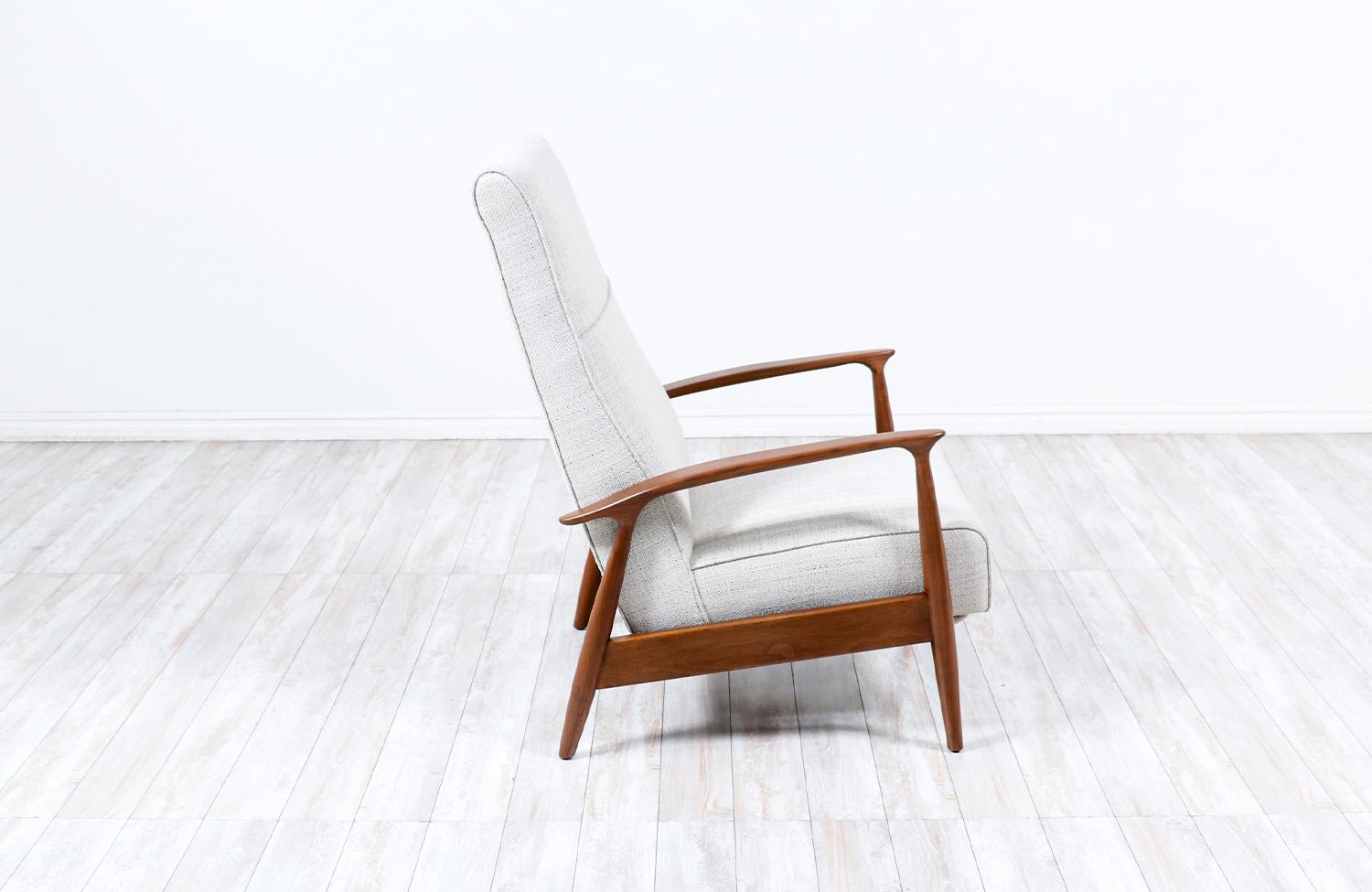 American Mid-Century Modern Reclining Lounge Chair by Milo Baughman for Thayer Coggin For Sale