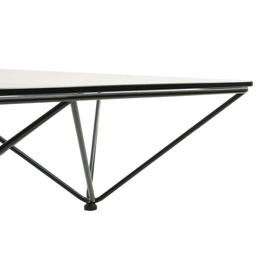 Mid-Century Modern Square, Alanda, Coffee Table by Paolo Piva, Italy, 1970 In Good Condition For Sale In Madrid, ES
