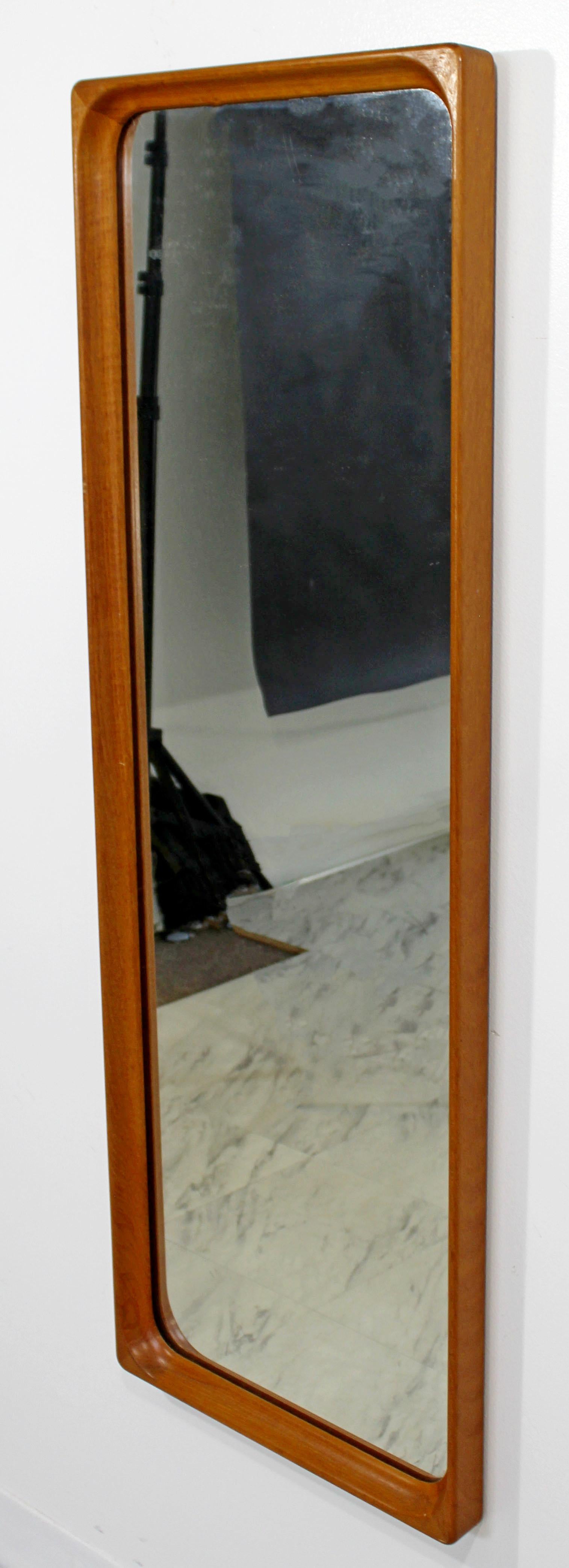 Mid-Century Modern Rectangular Teak Wood Wall Mirror Markaryd Scandinavian 1950s In Good Condition In Keego Harbor, MI