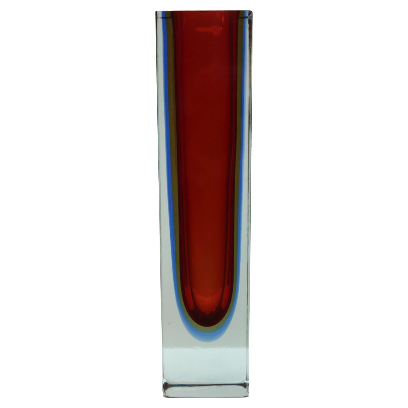 Vase en verre de Murano Sommerso rouge et bleu, moderne du milieu du siècle dernier par Flavio Poli 1950