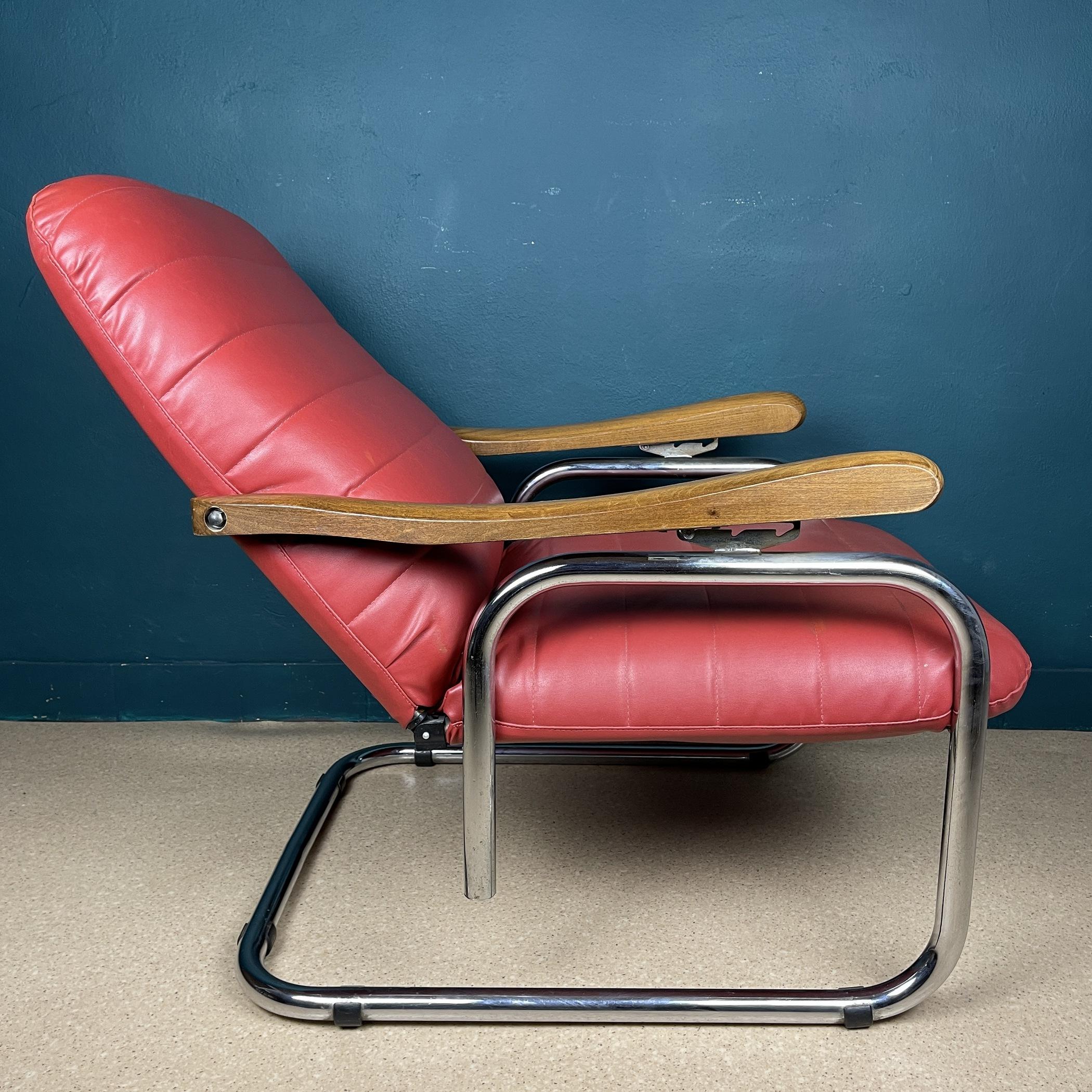 Metal Mid-century modern red armchair Italy 1970s  For Sale