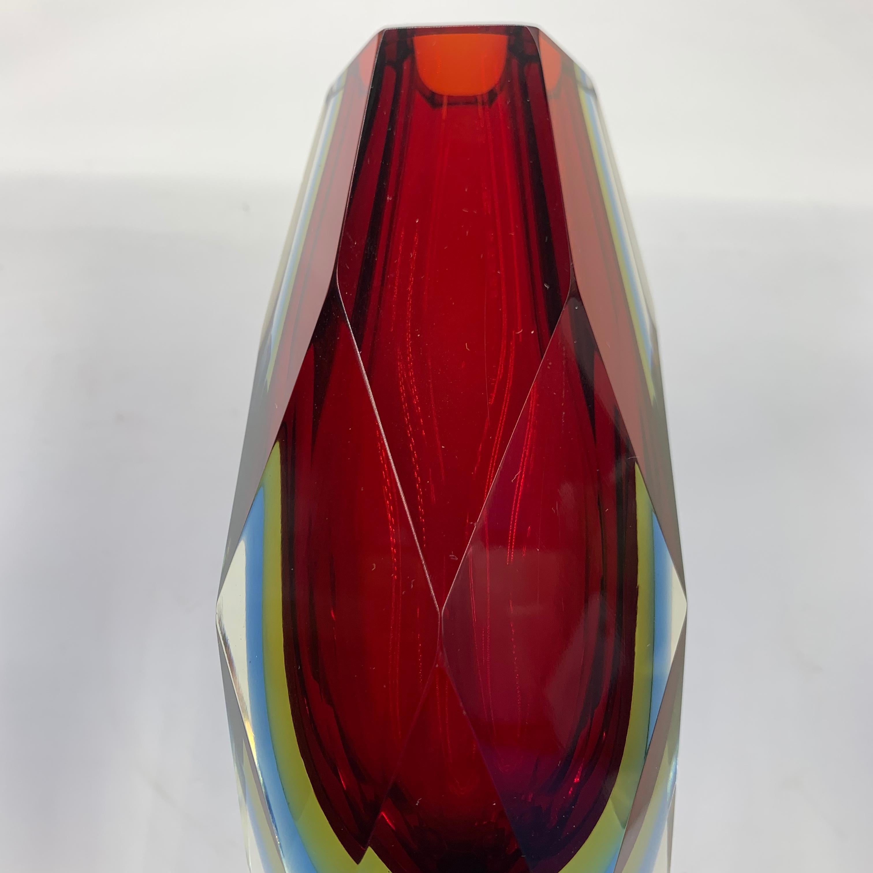 20th Century Mid-Century Modern Red, Blue and Yellow Faceted Sommerso Murano Glass Vase