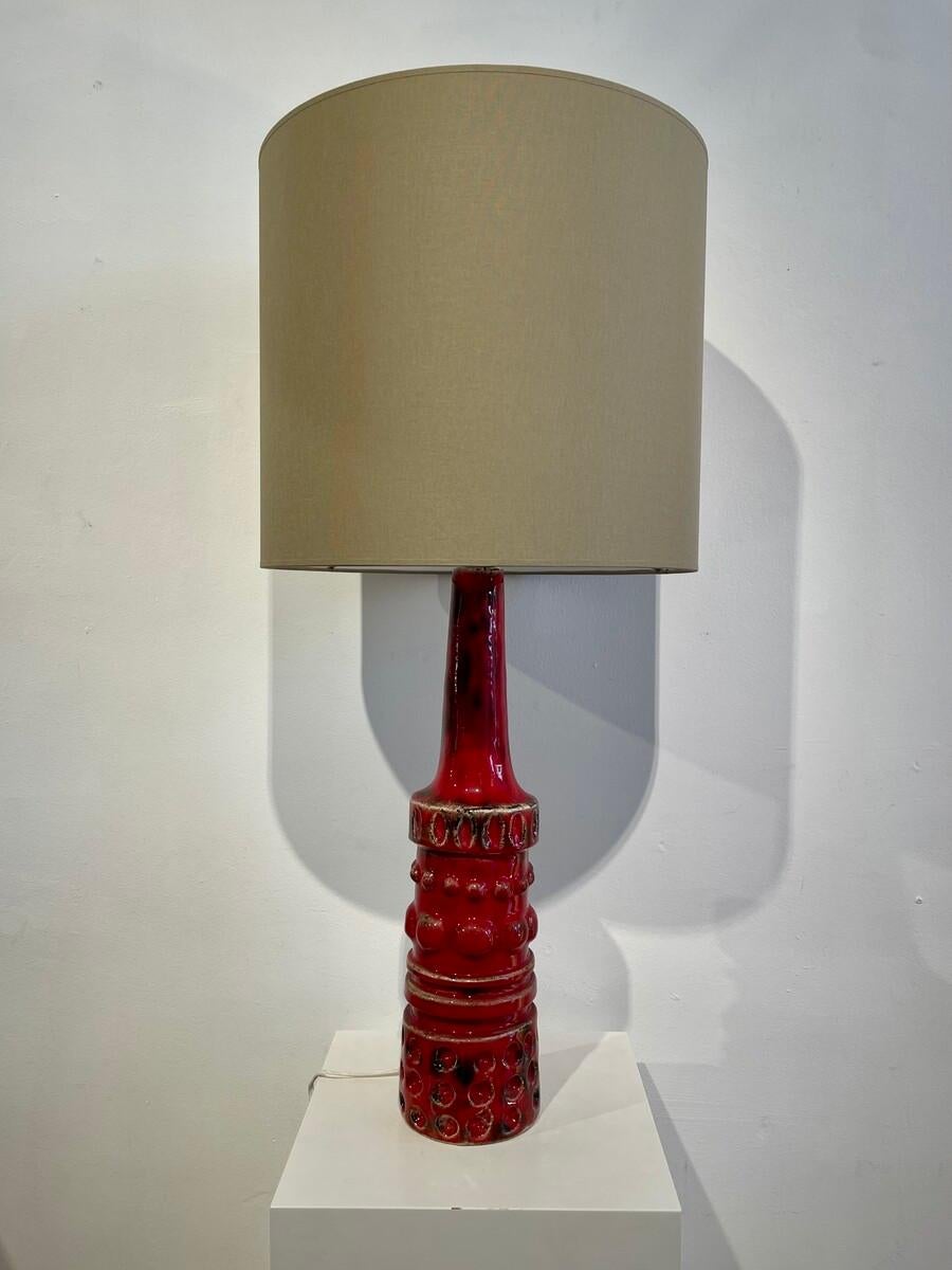 Mid-Century Modern Red Ceramic Table Lamp, Belgium, 1950s In Good Condition In Brussels, BE