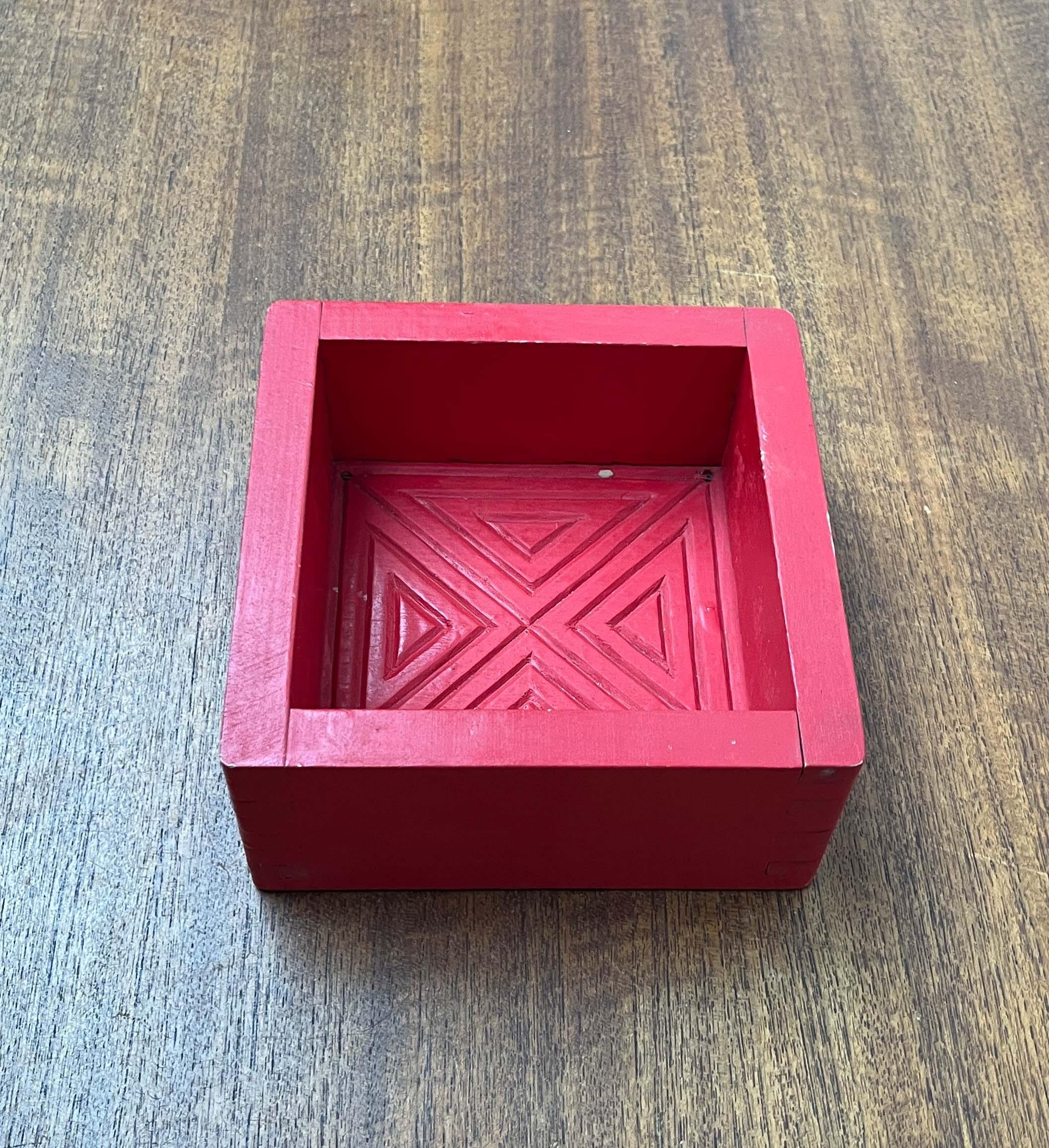 Moderne rote Käseschale aus der Jahrhundertmitte, Finnland, 1960er Jahre (Finnisch) im Angebot