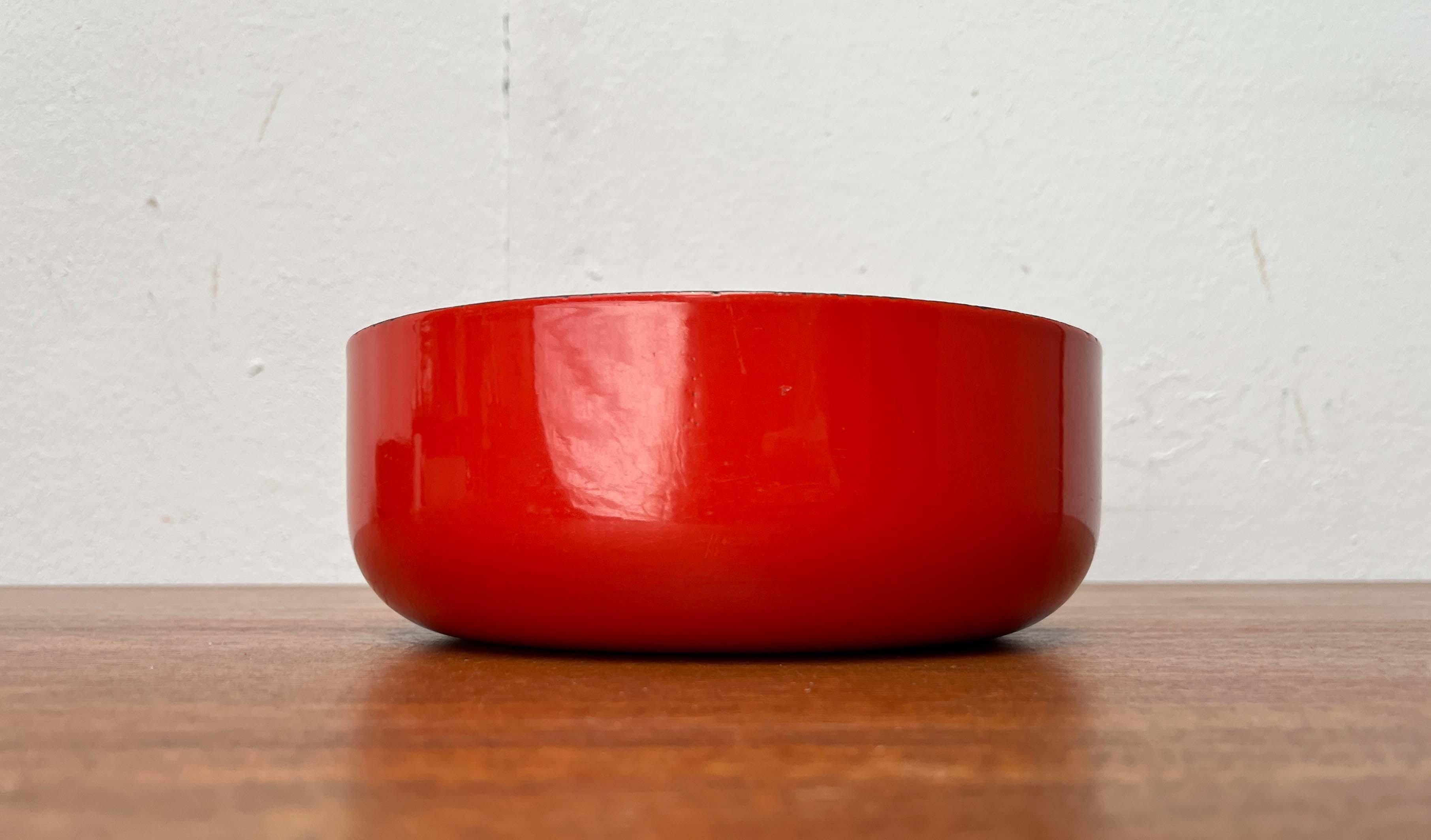 XX secolo Ciotola moderna di metà secolo con smalto rosso di Kaj Franck per Finel, Finlandia, anni '60 in vendita