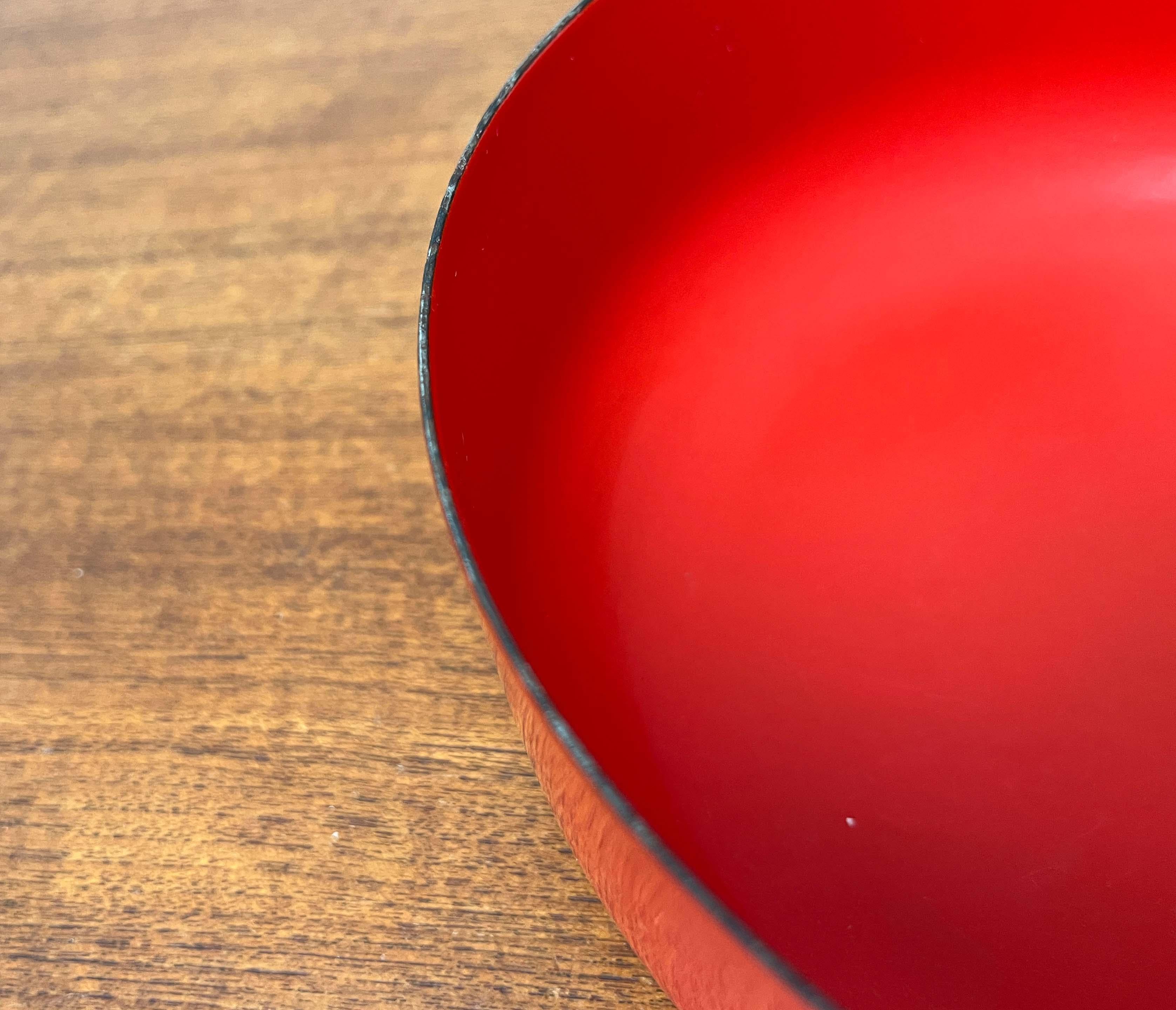 Ciotola moderna di metà secolo con smalto rosso di Kaj Franck per Finel, Finlandia, anni '60 in vendita 3