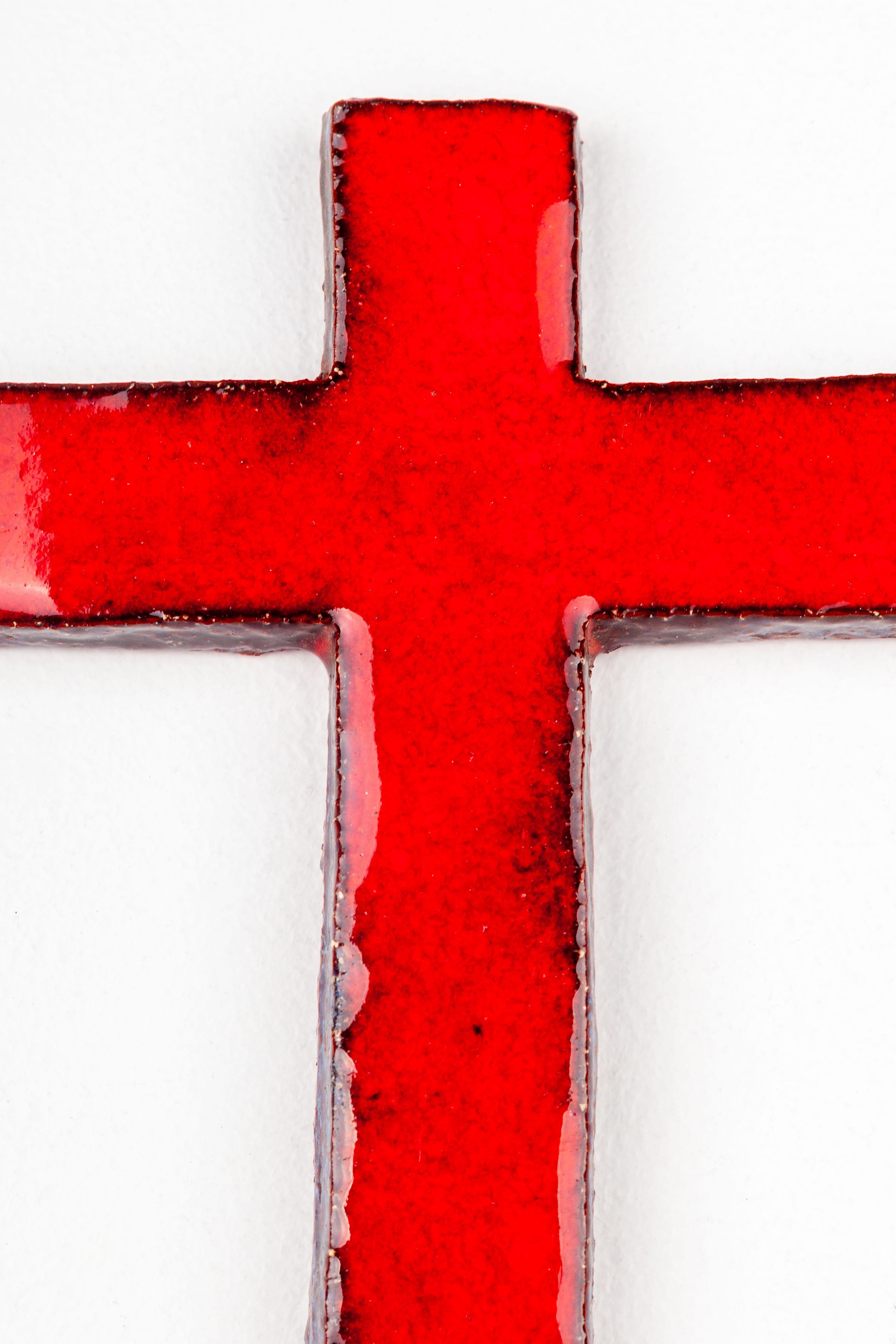 European Mid-Century Modern Red Glazed Ceramic Cross For Sale
