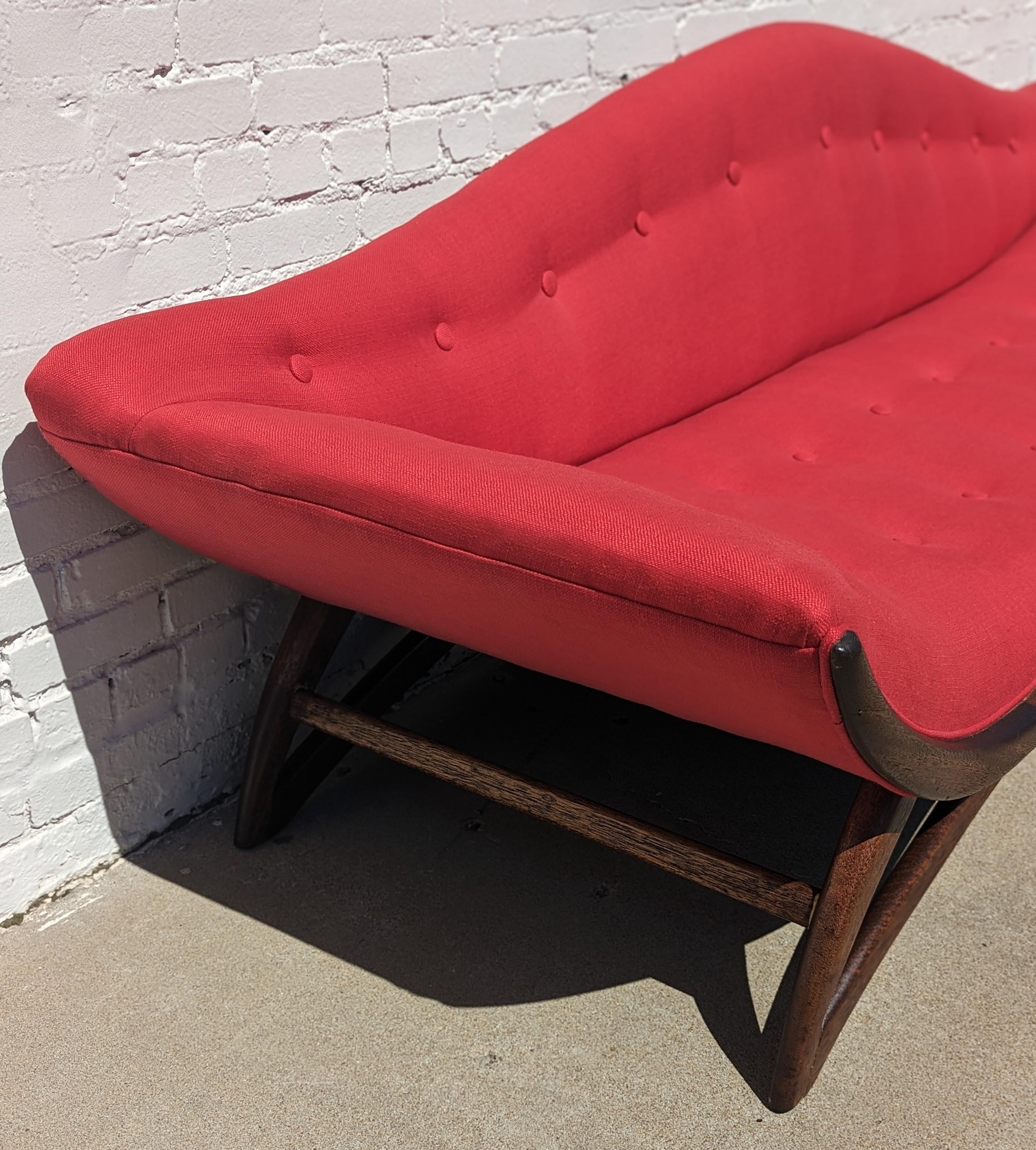 Mid Century Modern Red Gondola Sofa by Carter Manufacturing  For Sale 1