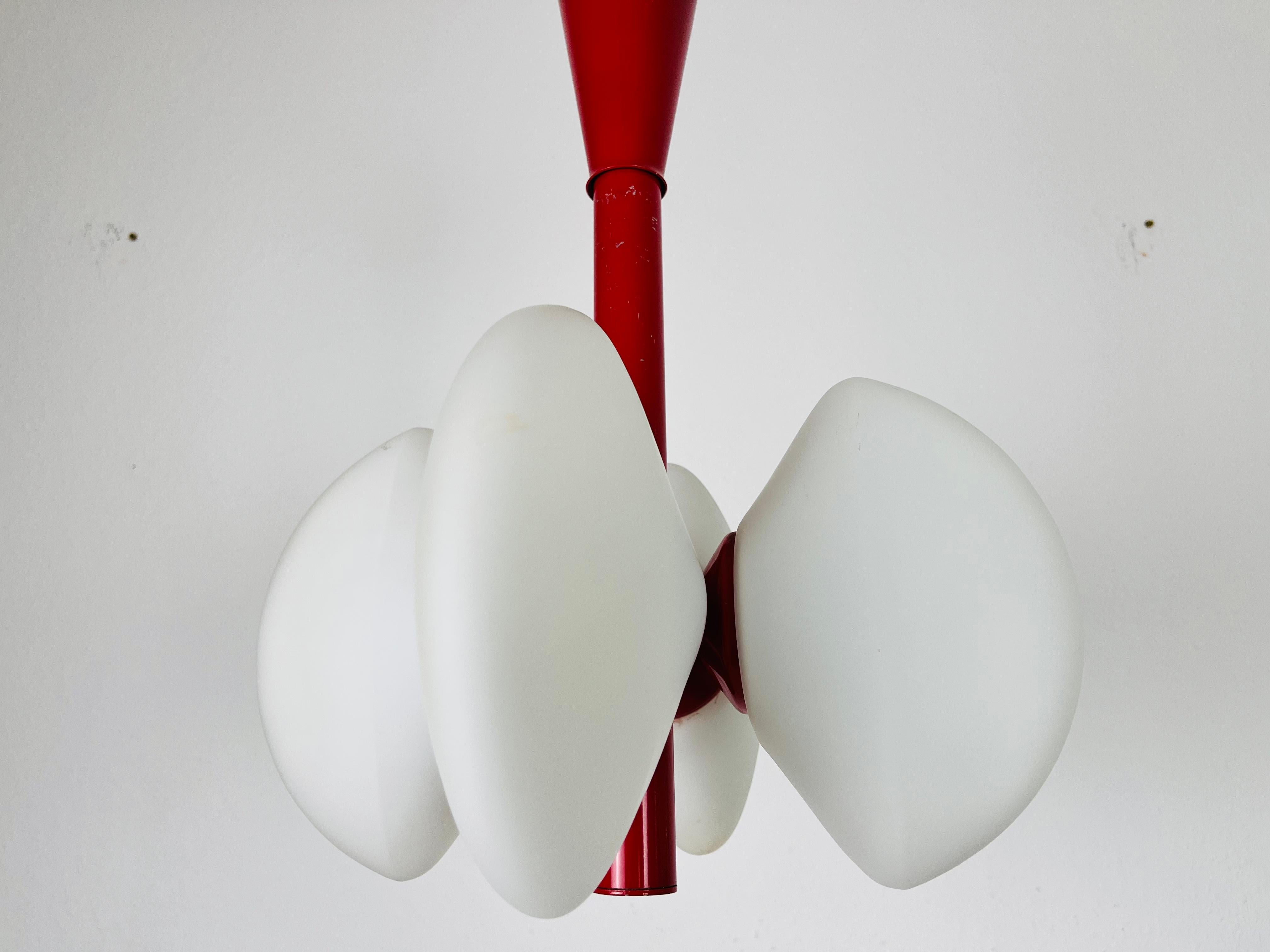 Mid-Century Modern Red Kaiser 4-Arm Space Age Chandelier, 1960s, Germany In Good Condition For Sale In Hagenbach, DE