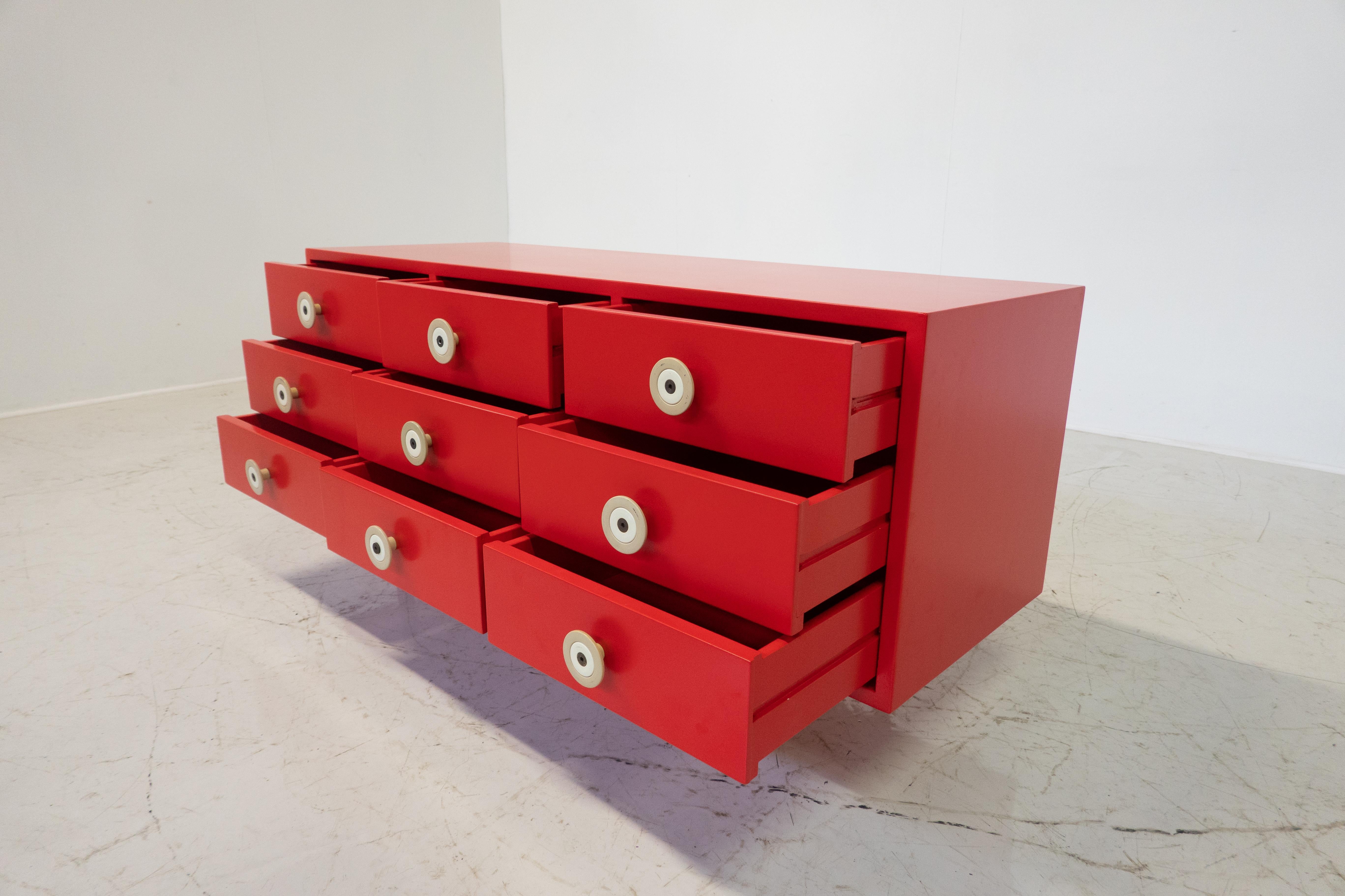 Mid-Century Modern Red Lacquered Sideboard, Italy, 1970s For Sale 2