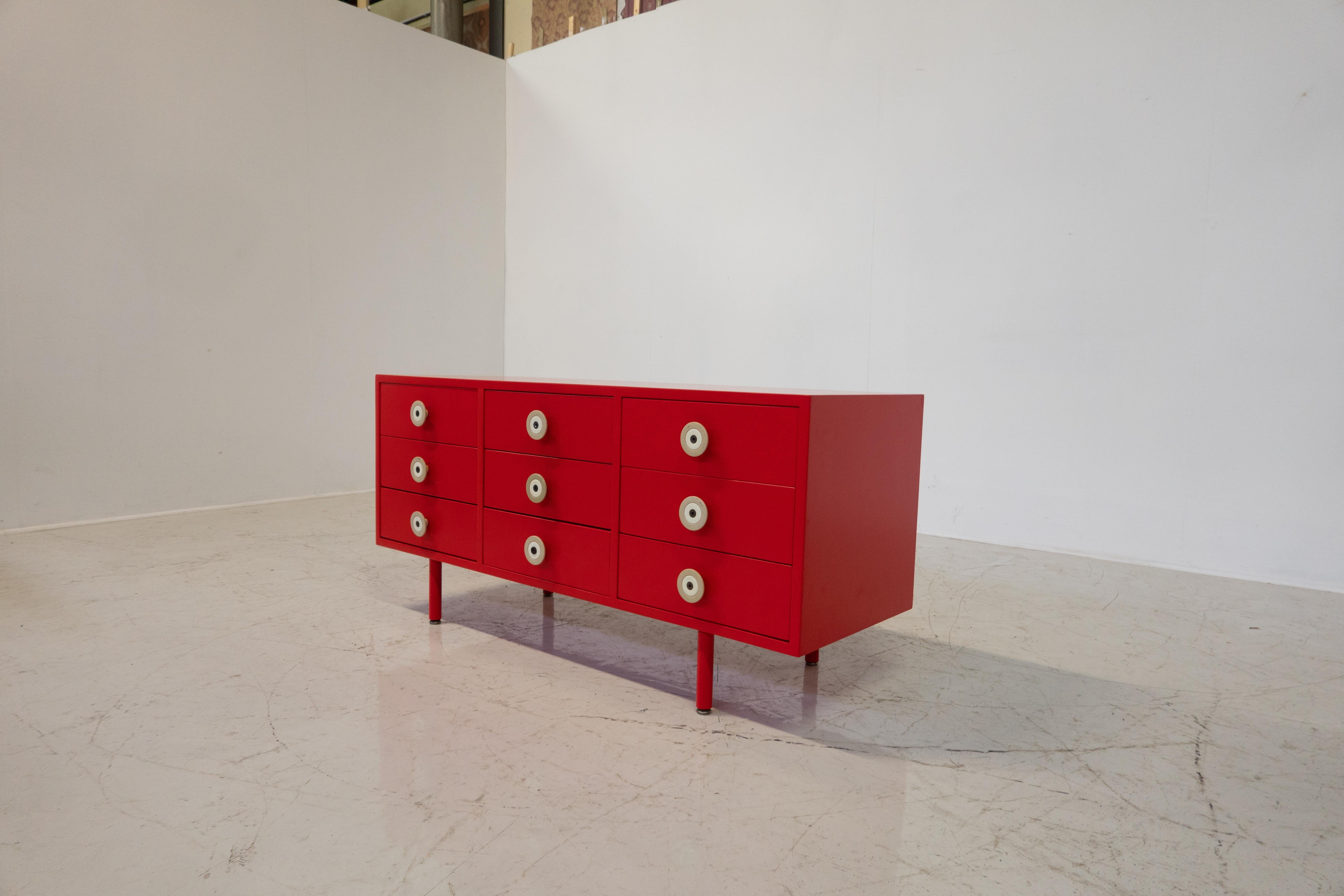 Mid-Century Modern Red Lacquered Sideboard, Italy, 1970s For Sale 3