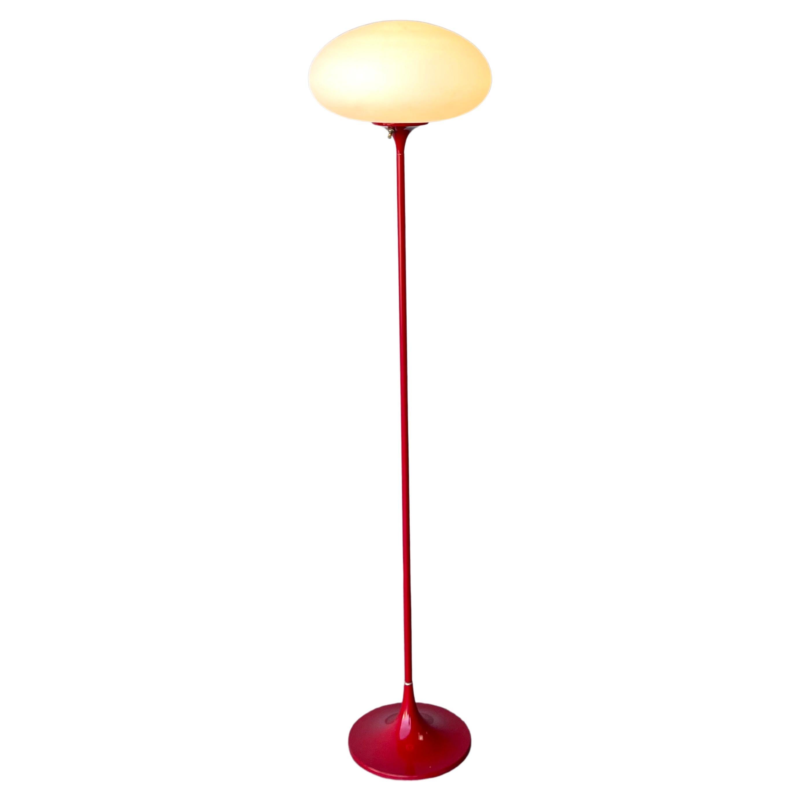 Mid-Century Modern Red Laurel Mushroom Floor Lamp Designed by Bill Curry In Good Condition In Las Vegas, NV