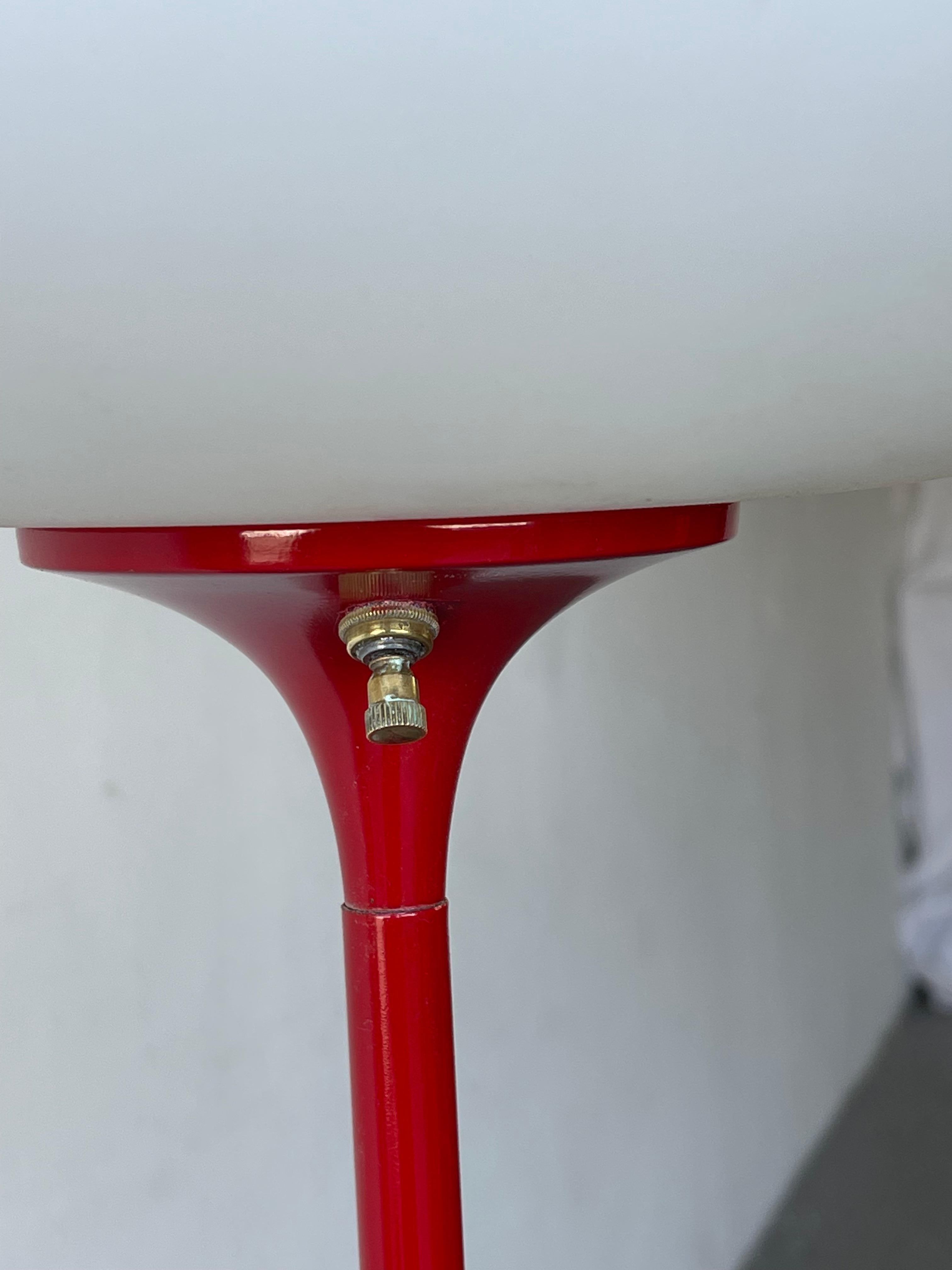 Mid-Century Modern Red Laurel Mushroom Floor Lamp Designed by Bill Curry 2