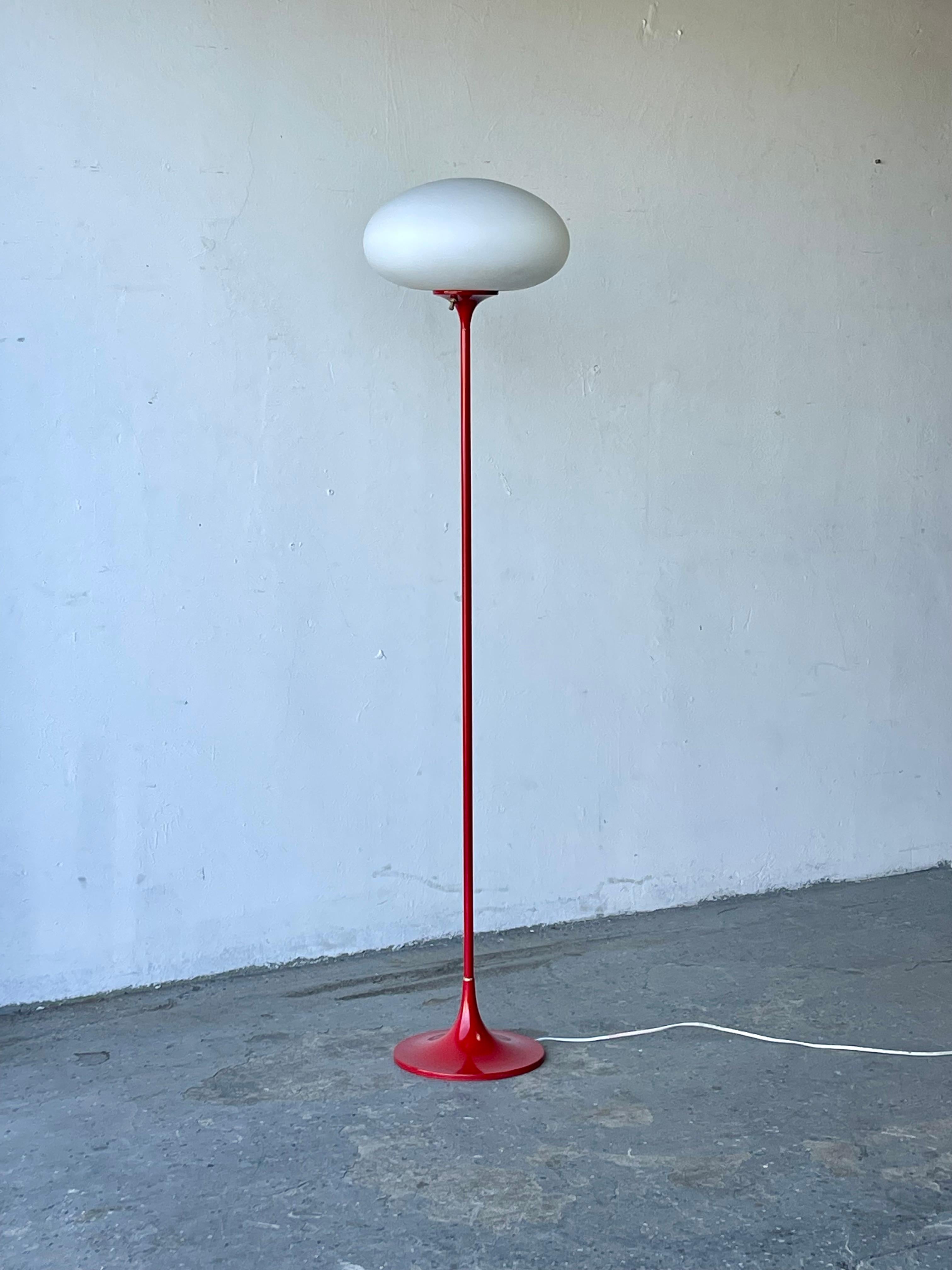Mid-Century Modern Red Laurel Mushroom Floor Lamp Designed by Bill Curry 3