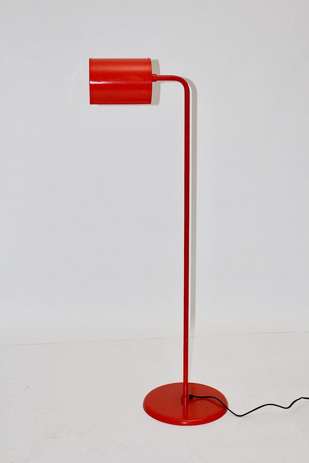 A Mid-Century Modern red metal vintage floor lamp, which was designed and manufactured by Abo Randers circa 1970, Denmark.
The bold red color feels fresh and the simple cute design makes this floor lamps fantastic to add a little splash into your