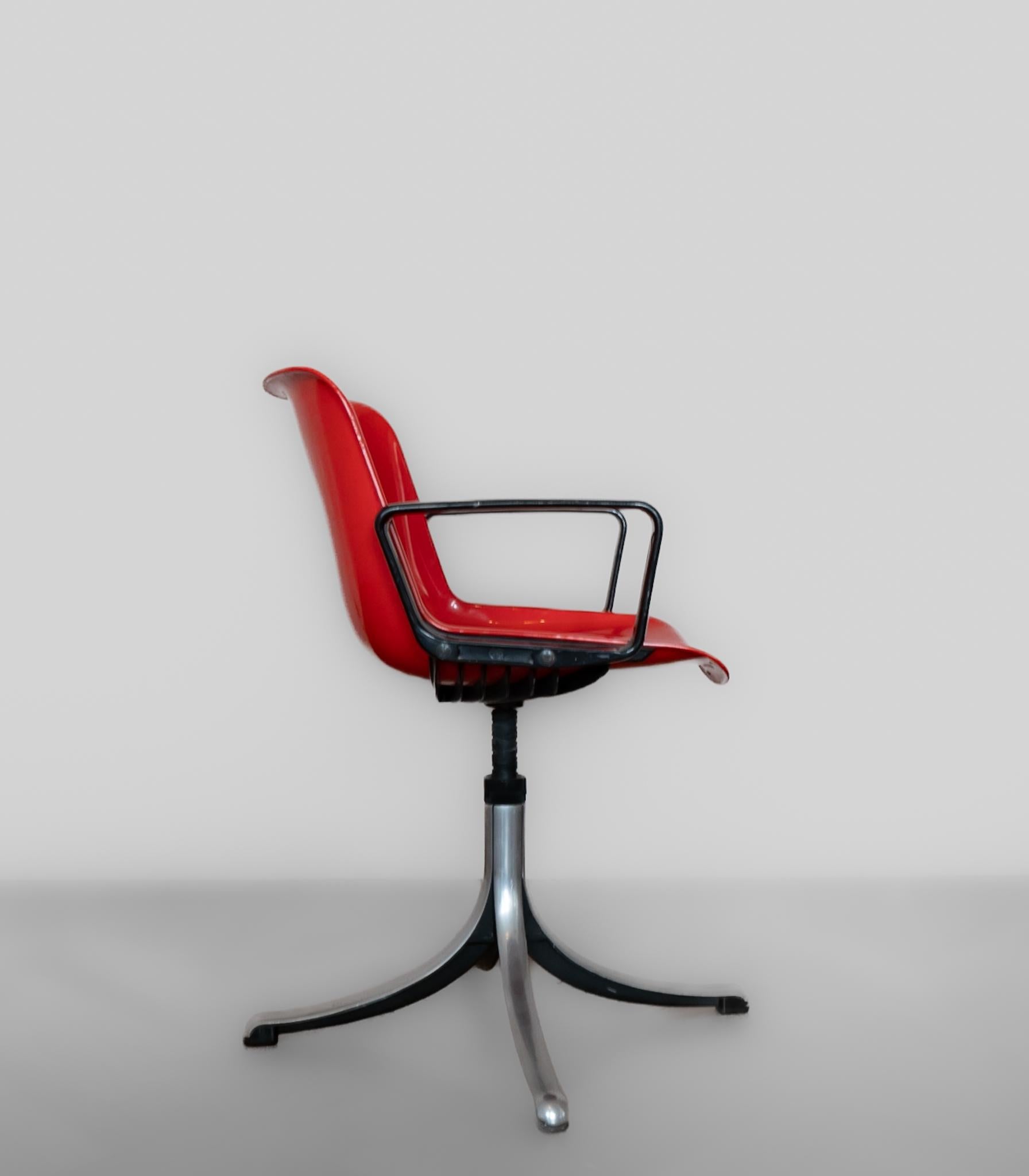 Italian Mid-Century Modern Red Office Chair Modus by Osvaldo Borsani, Italy 1970 For Sale